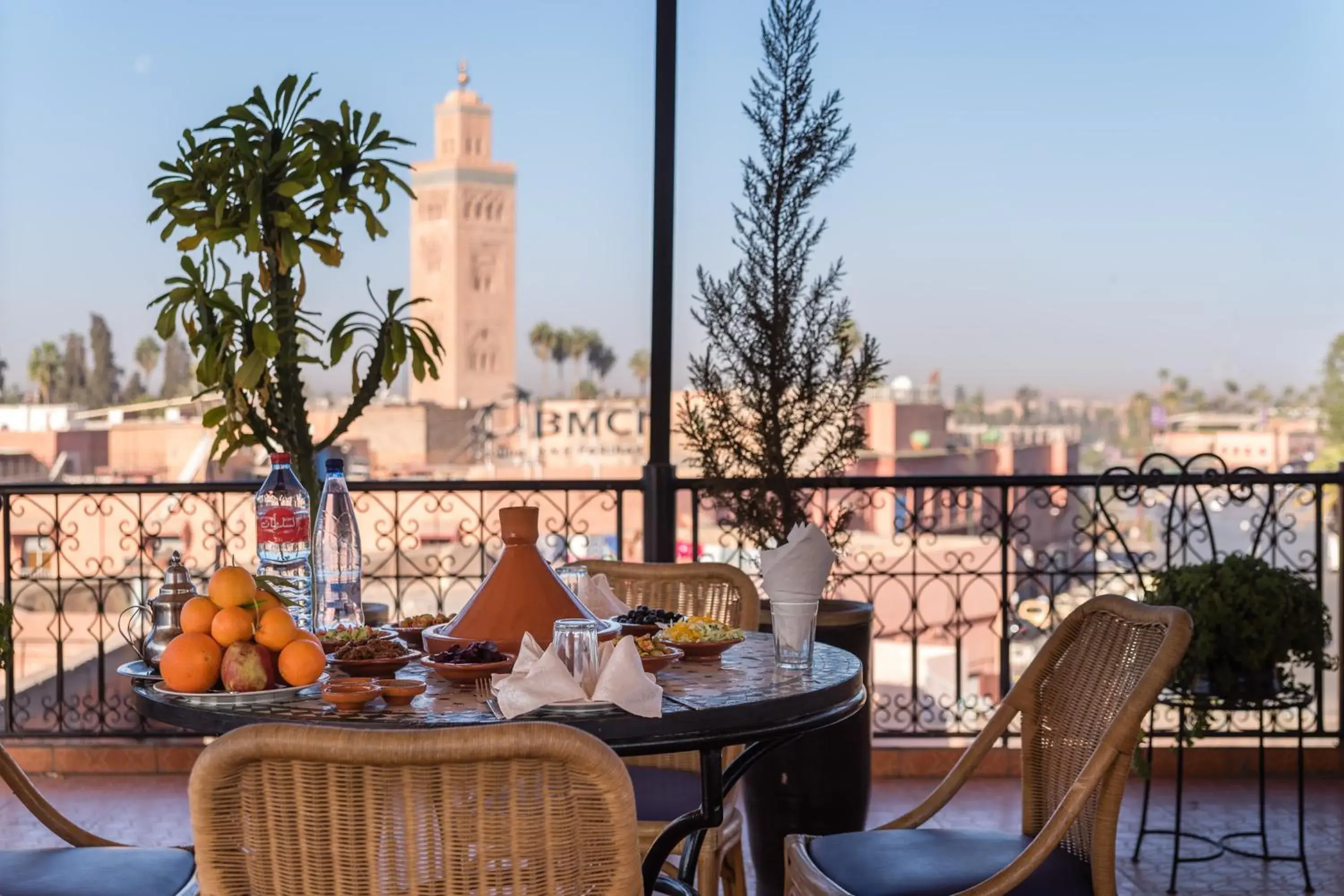 Lunch in Riad Omar