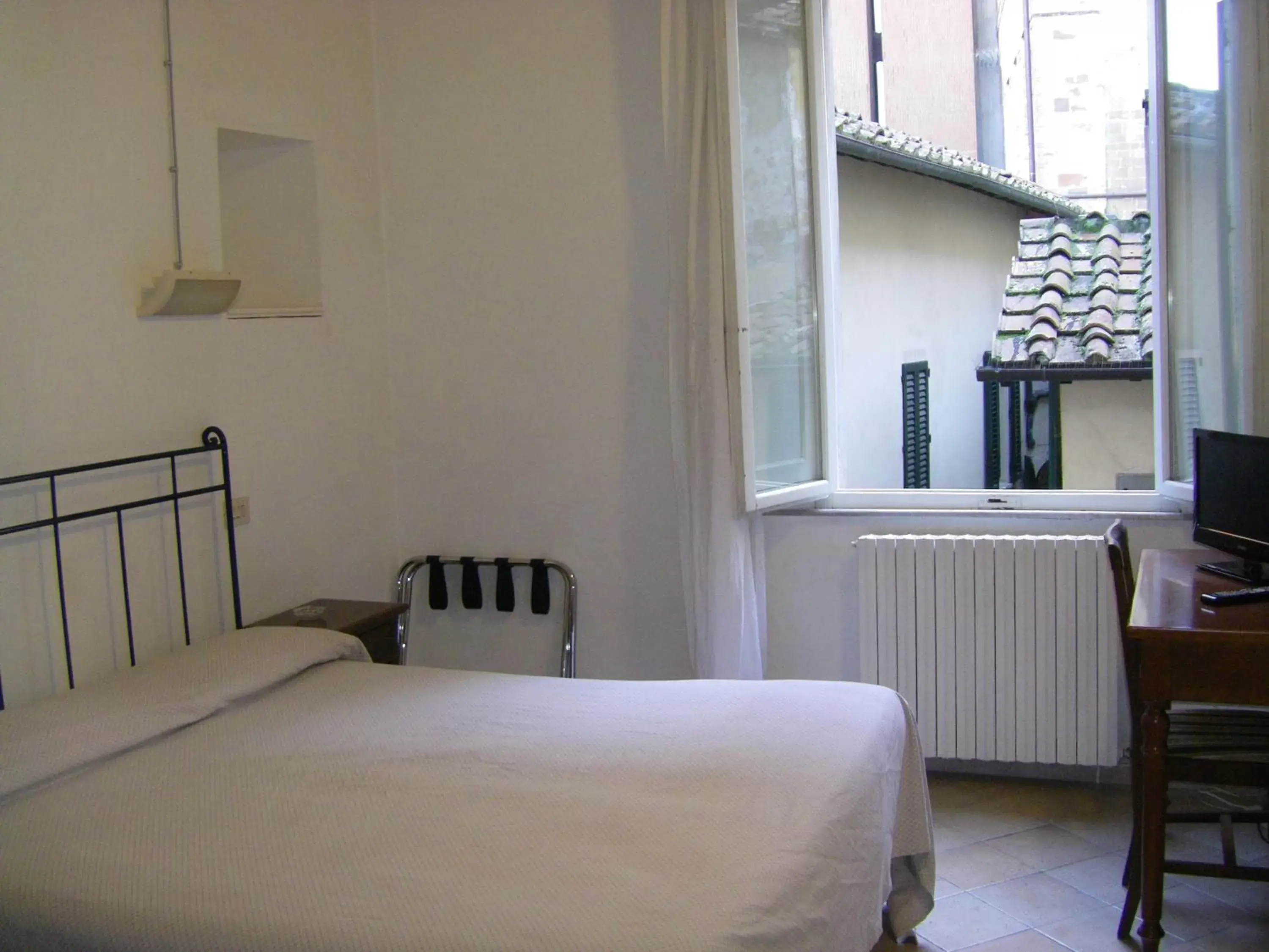 Double or Twin Room in Albergo Cannon d'Oro
