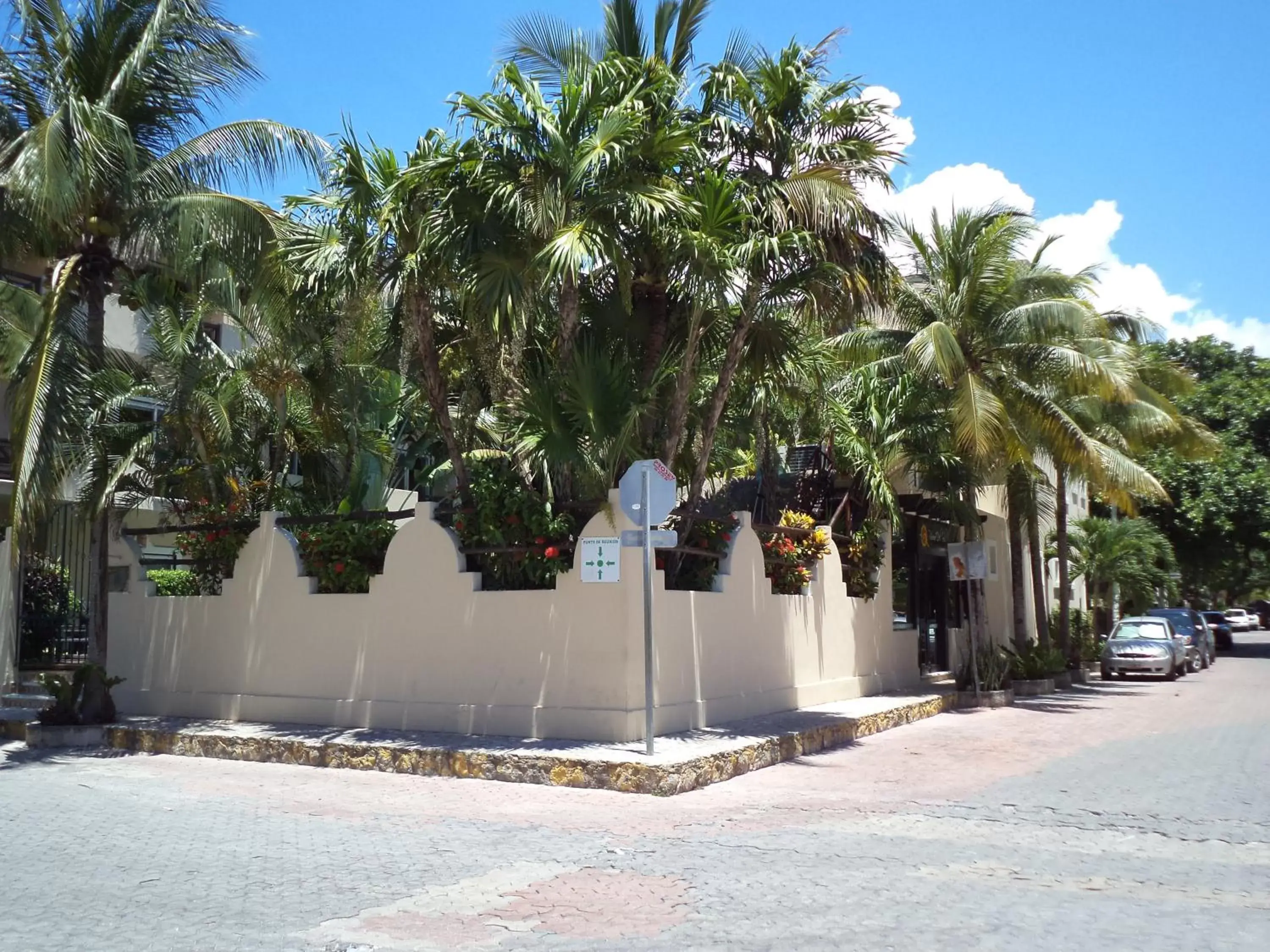 Neighbourhood, Property Building in Hotel Riviera Del Sol