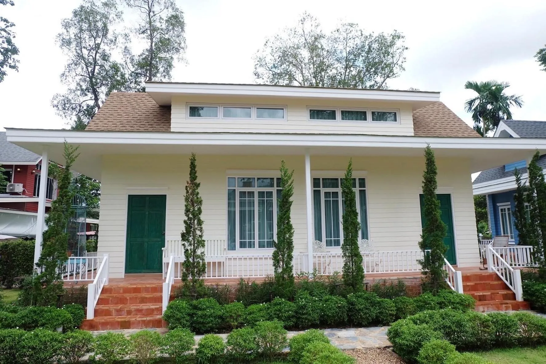 Property building in Baroque Boutique Resort