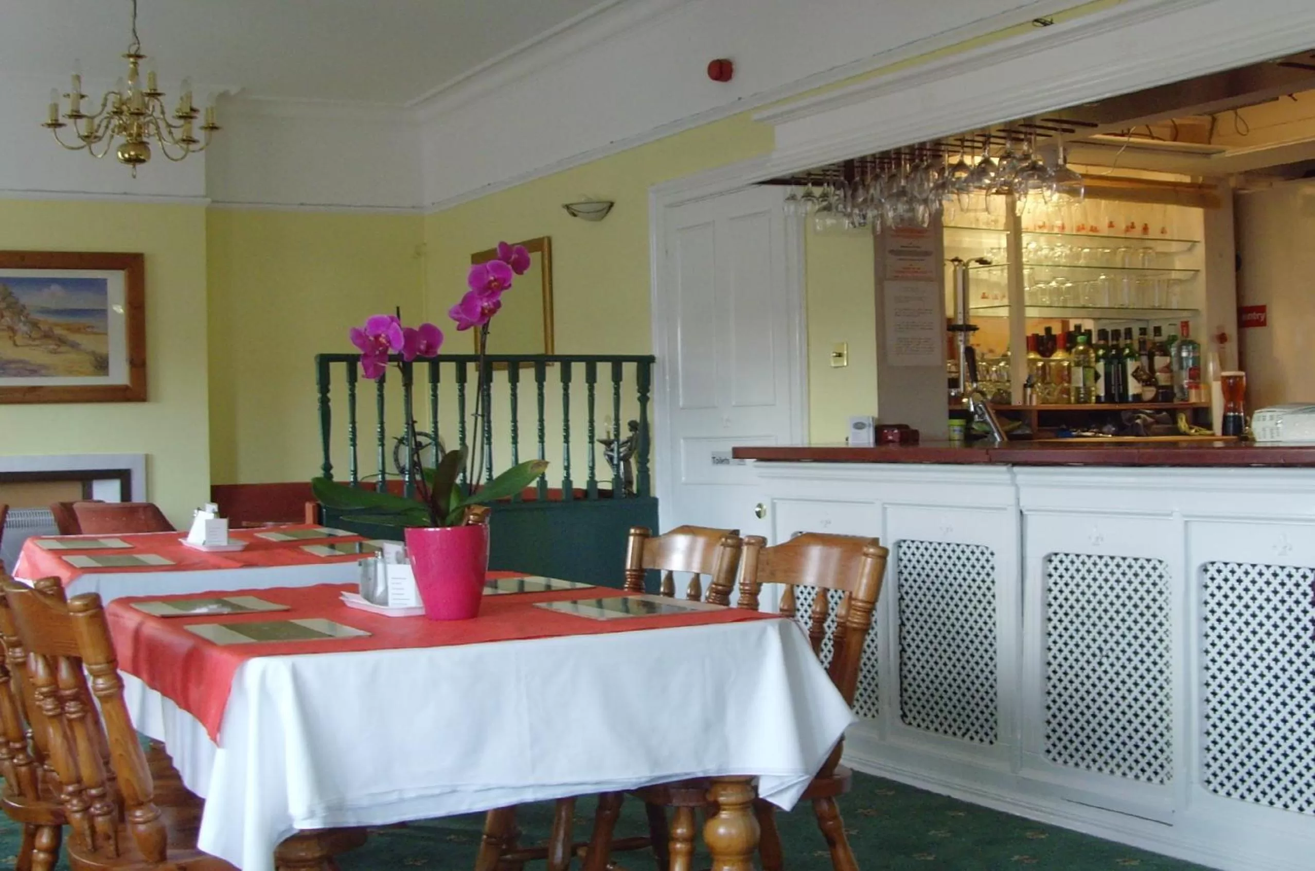 Lounge or bar in Twin Lions Hotel