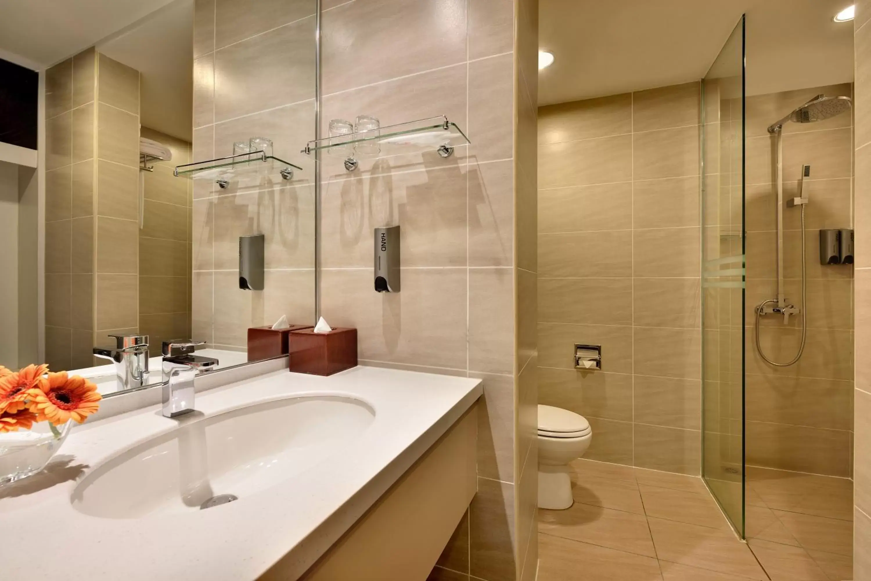 Toilet, Bathroom in Sama Sama Express KLIA (Airside Transit Hotel)