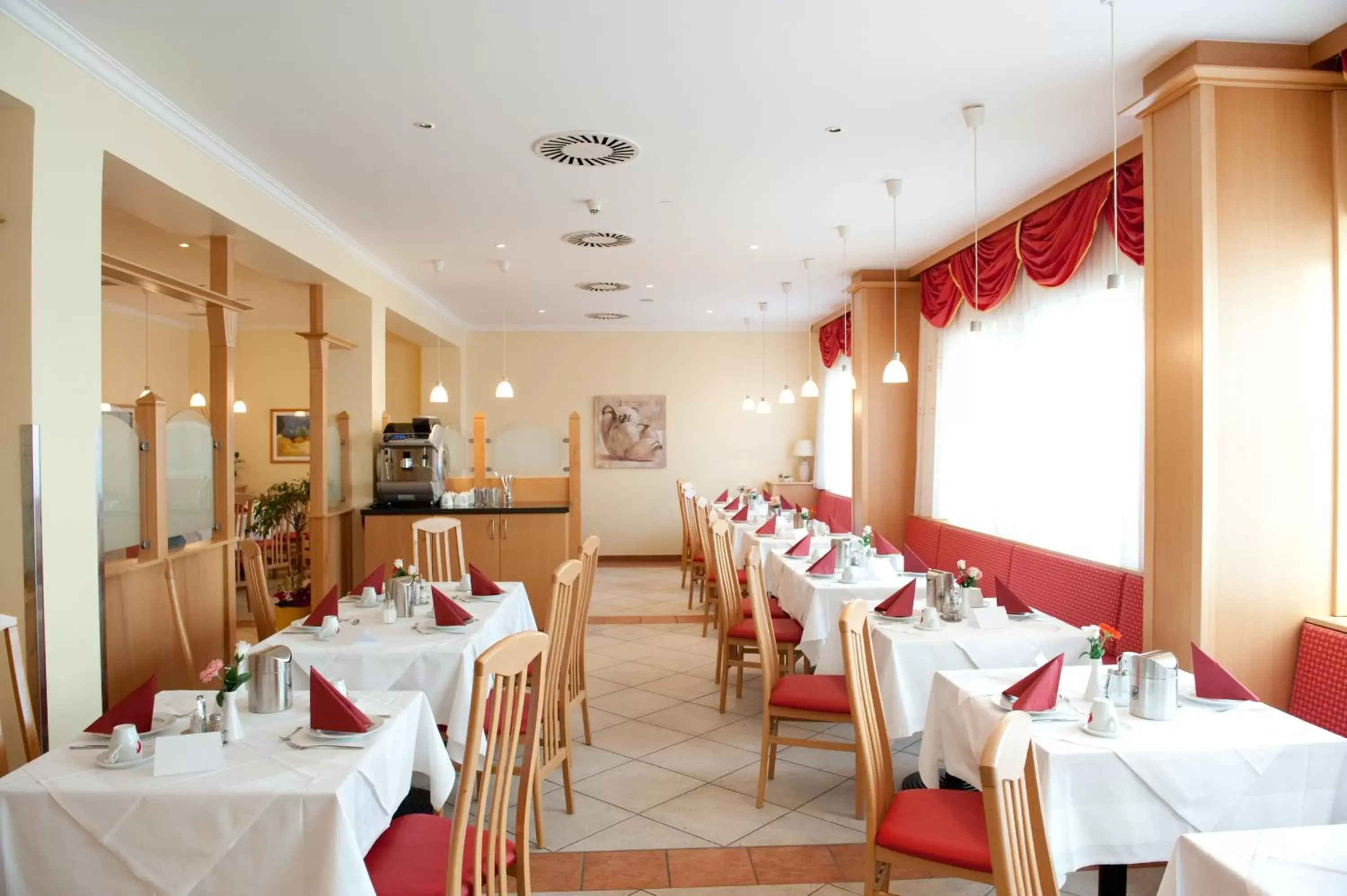 Restaurant/Places to Eat in Hotel Feichtinger Graz