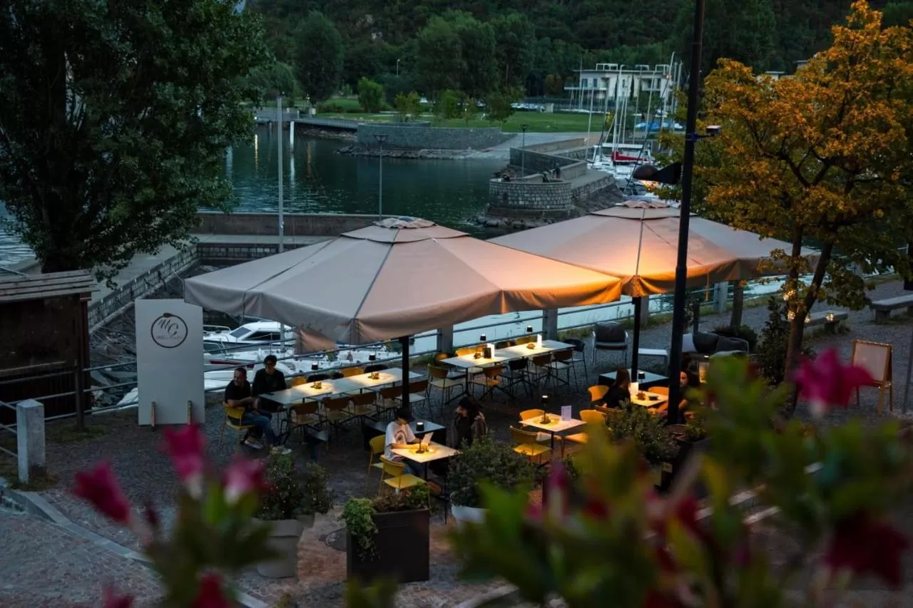 Property building in LUXURY SUITES ROCOPOM - Lake Front