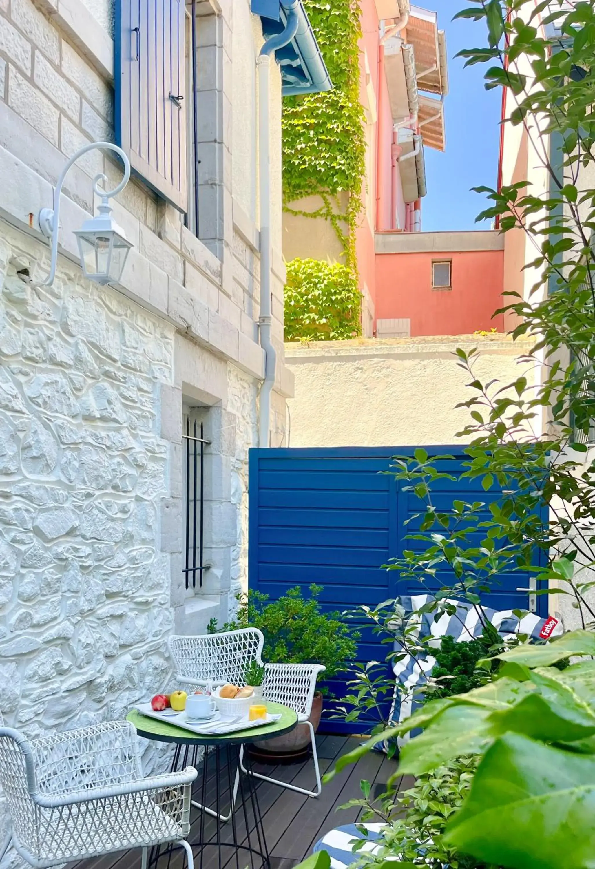 Patio in Hotel Edouard VII