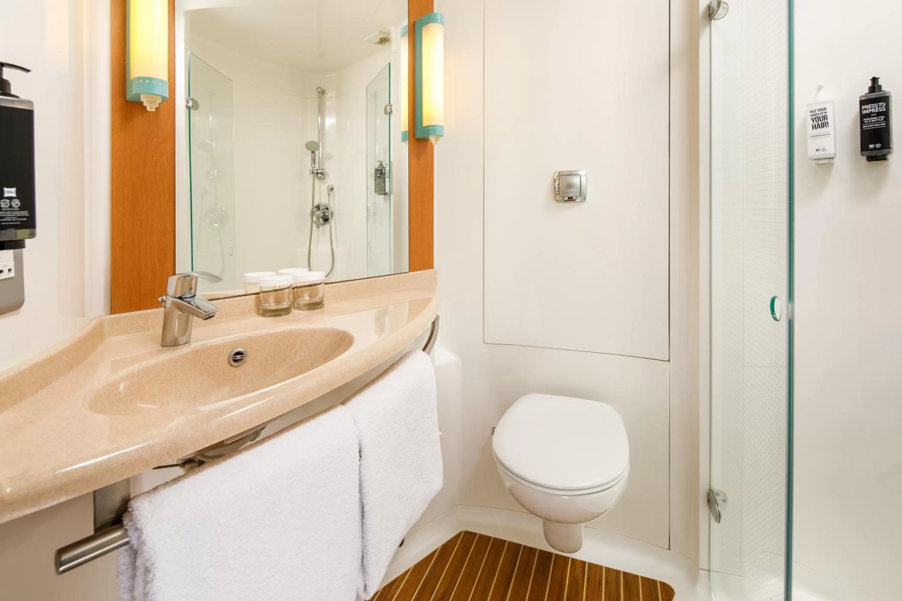 Shower in ibis Nottingham Centre