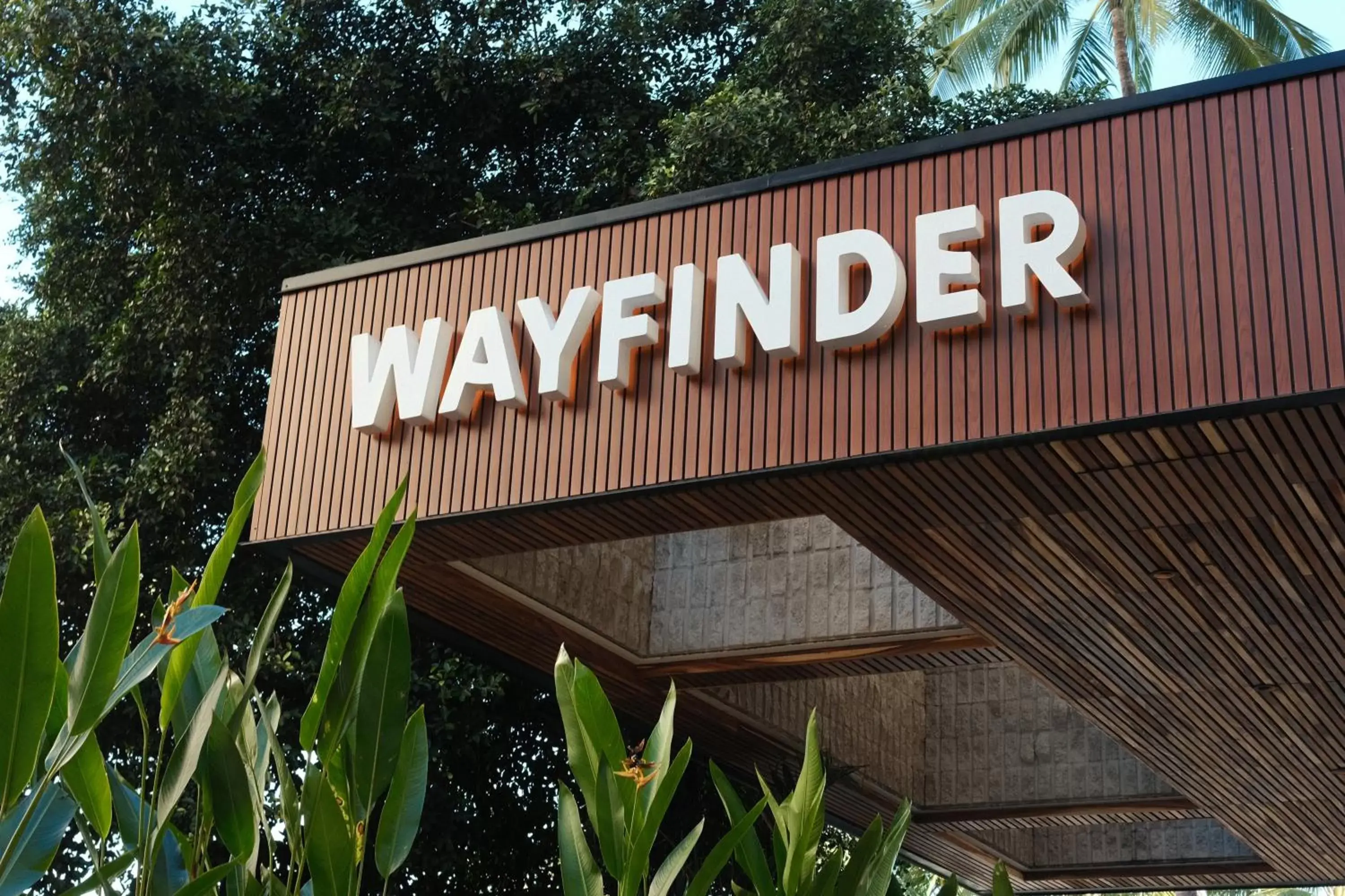 Property building in Wayfinder Waikiki