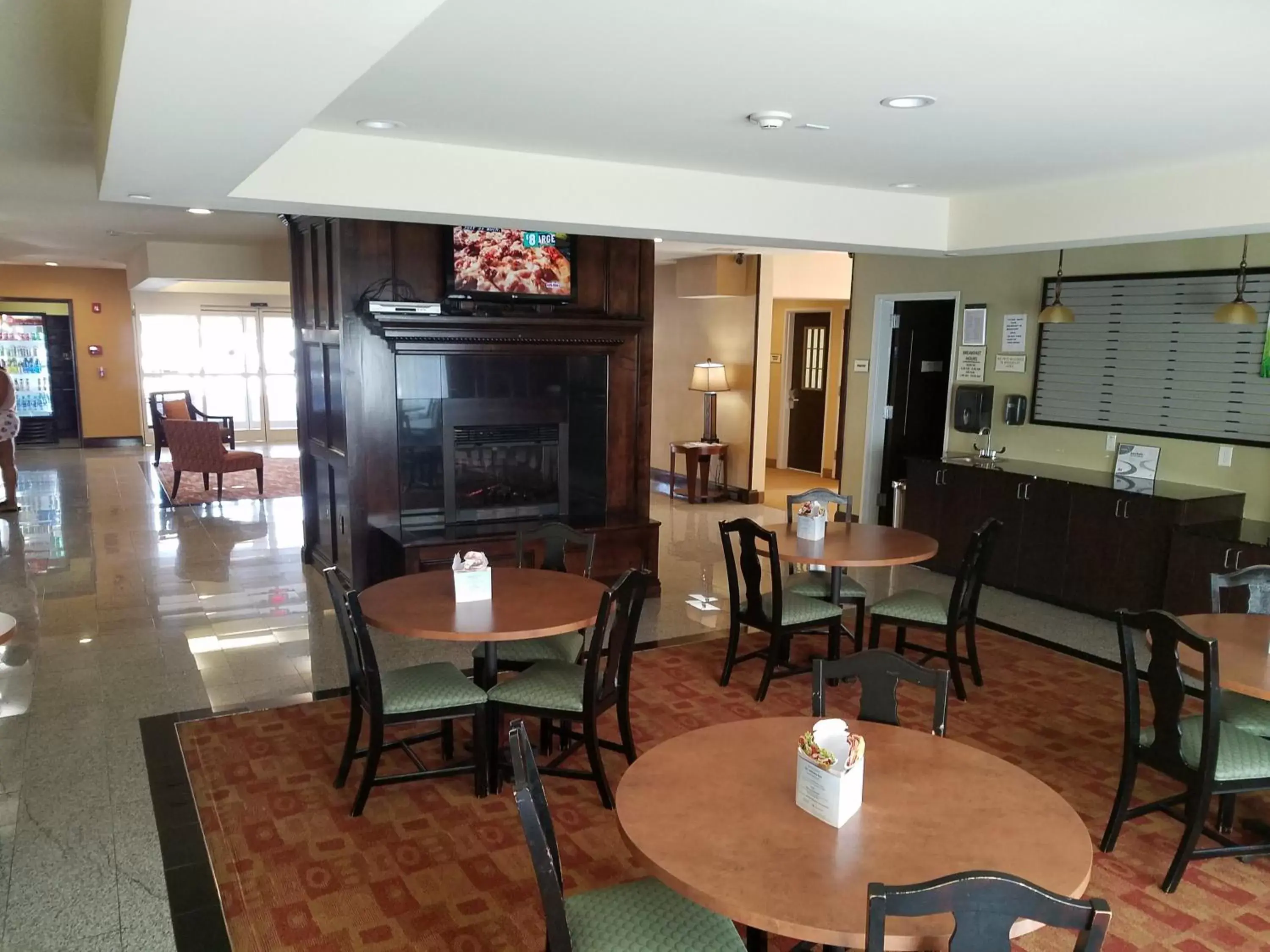 Dining area, Restaurant/Places to Eat in La Quinta by Wyndham Atlanta Union City