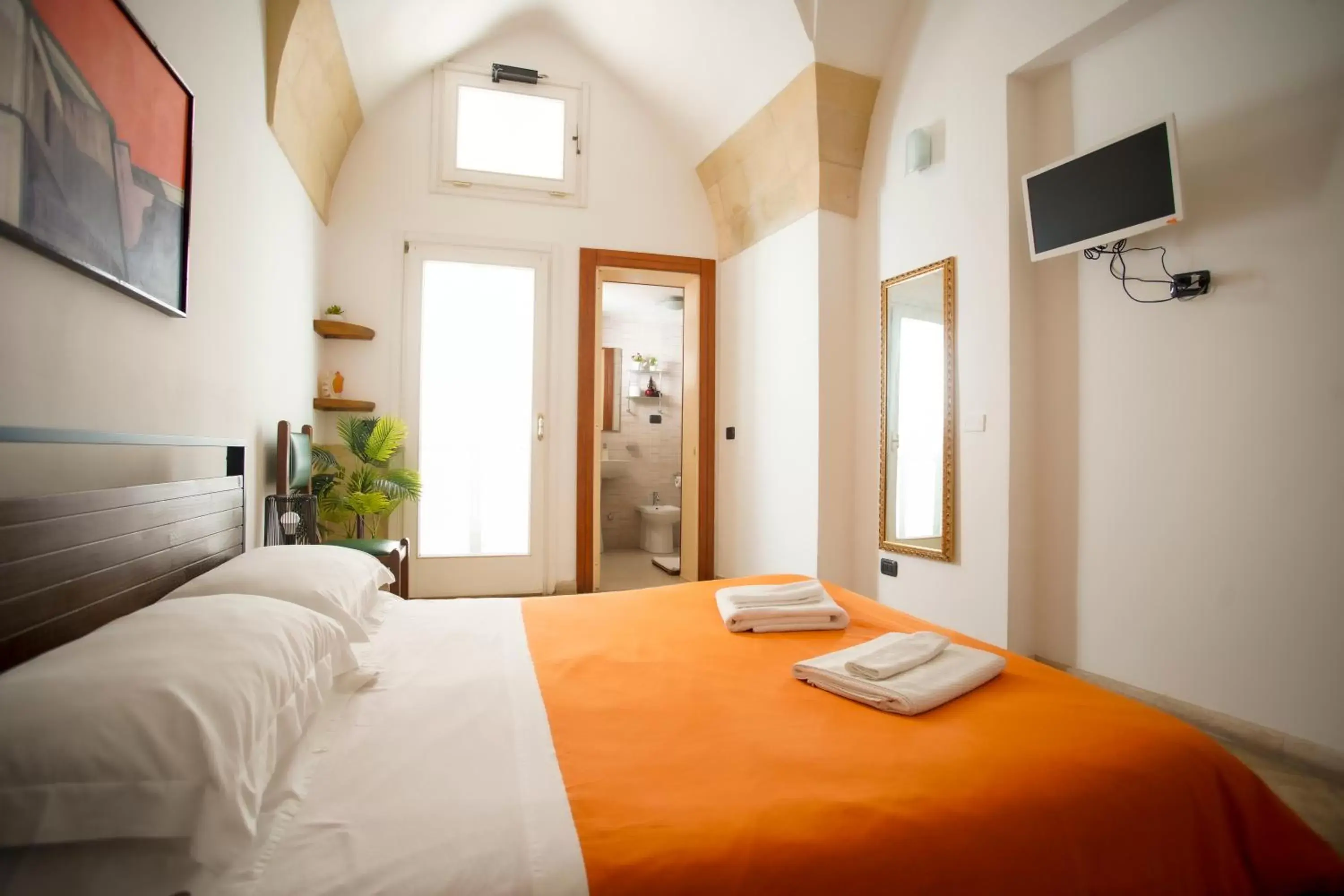 Bedroom, Bed in La Bella Lecce B&B