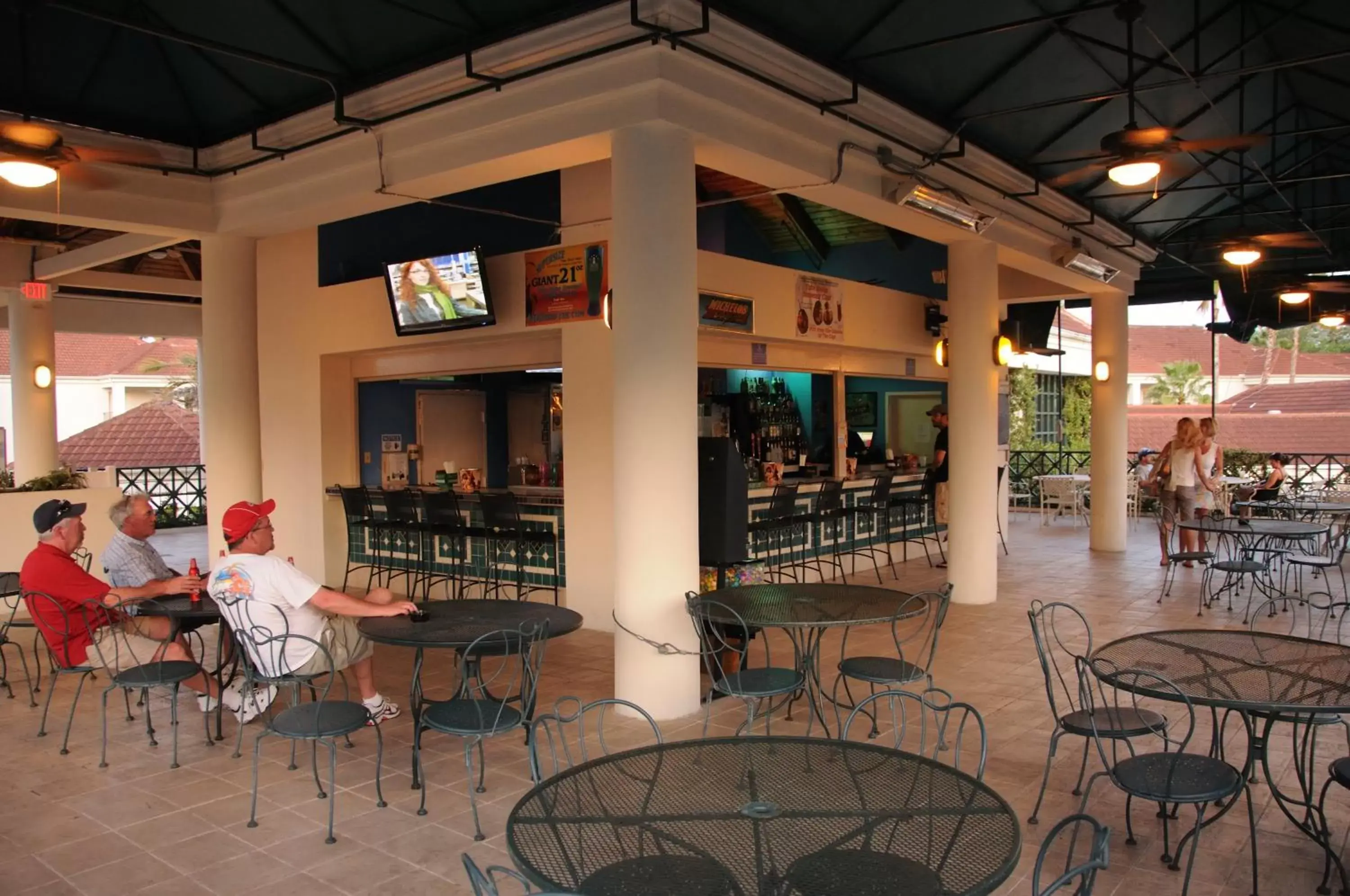 Lounge or bar, Restaurant/Places to Eat in Star Island Resort and Club - Near Disney