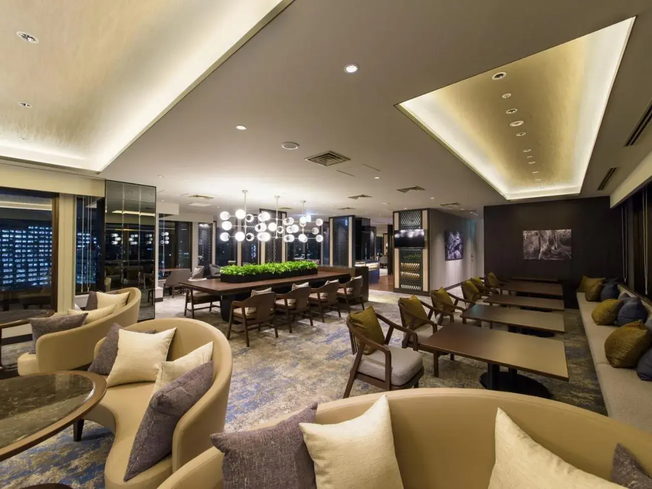 Lounge or bar, Lounge/Bar in Okinawa Harborview Hotel