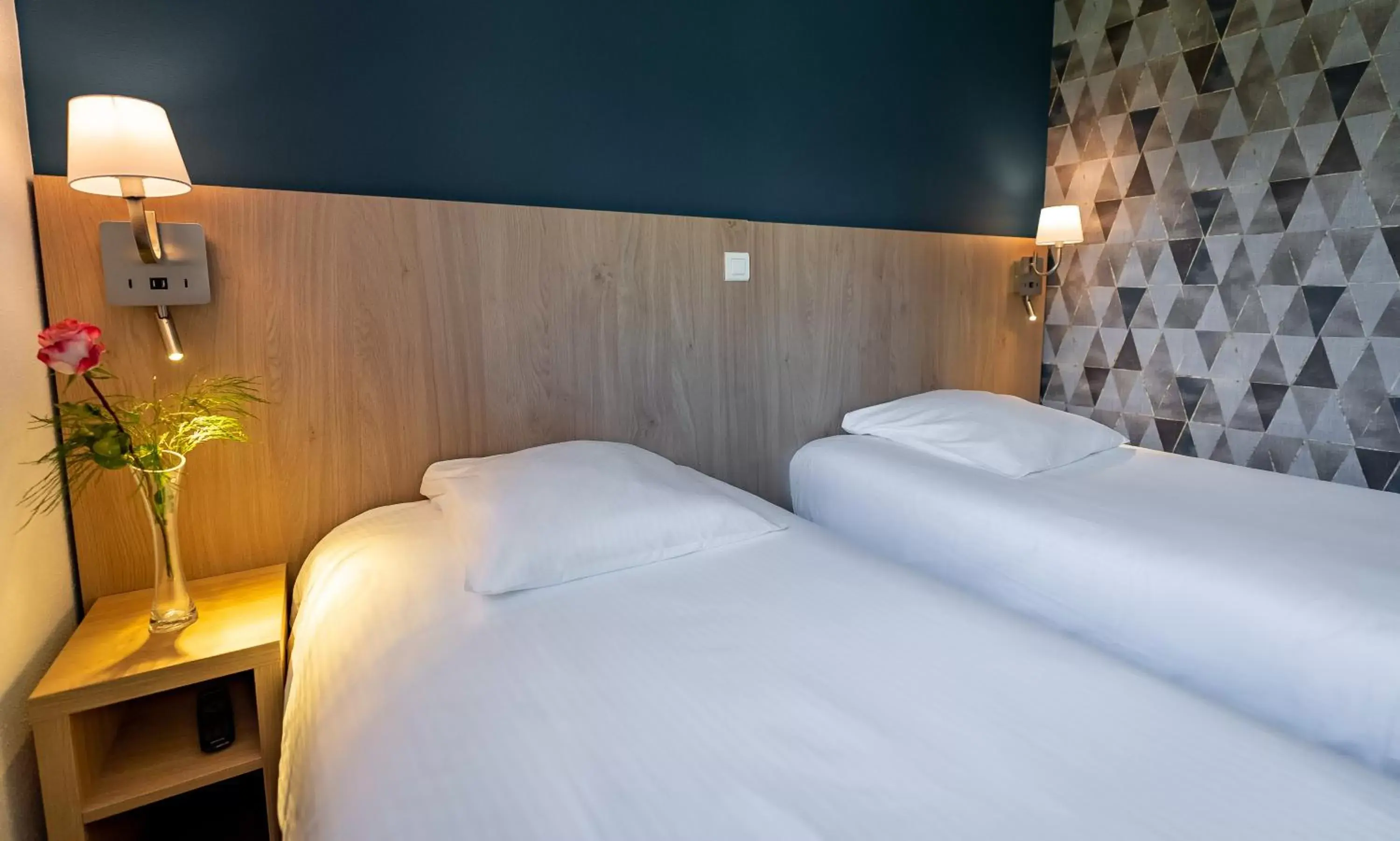 Bedroom, Bed in B&B HOTEL Colmar Lumière