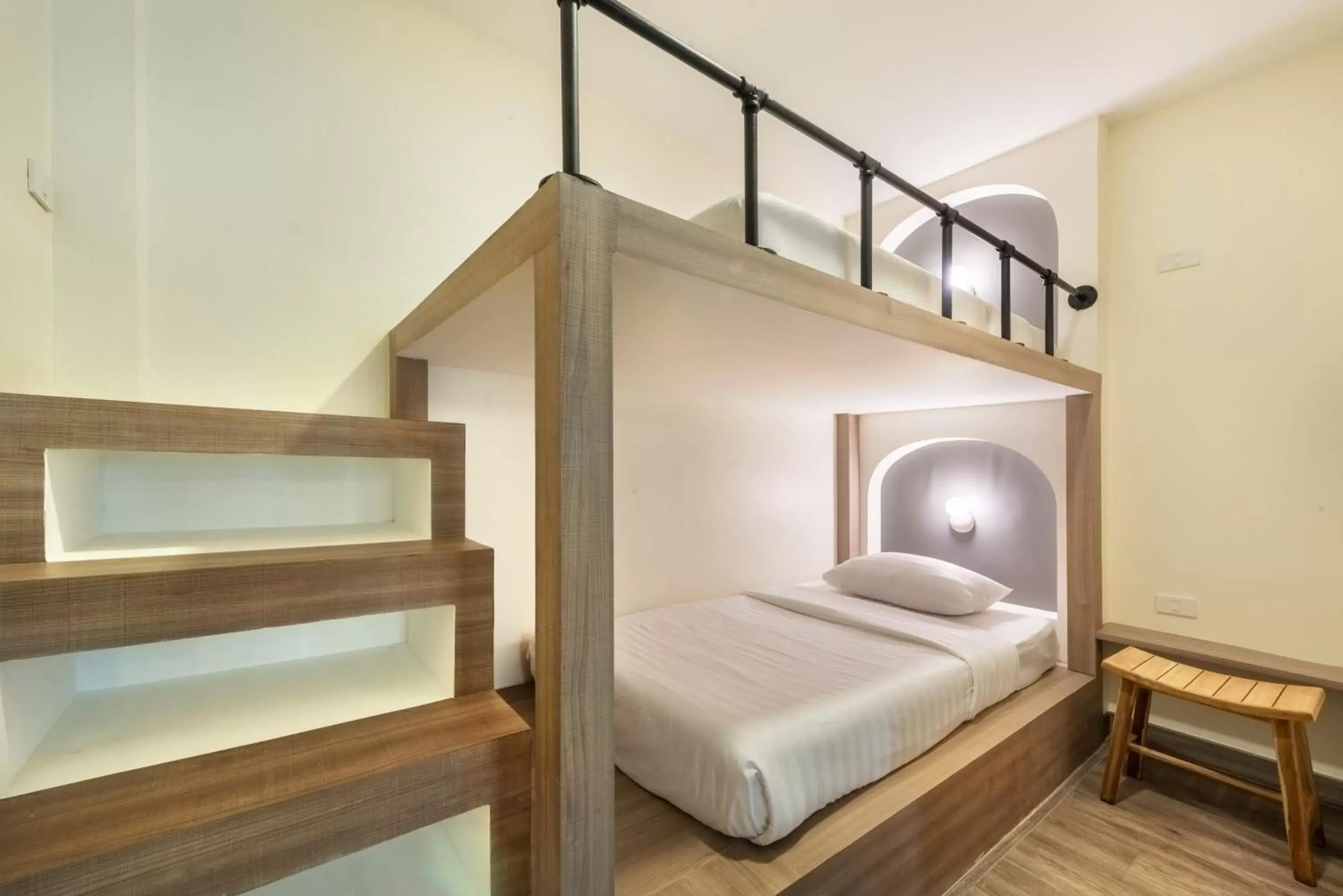bunk bed, Bed in Qiu Hotel Sukhumvit SHA Plus