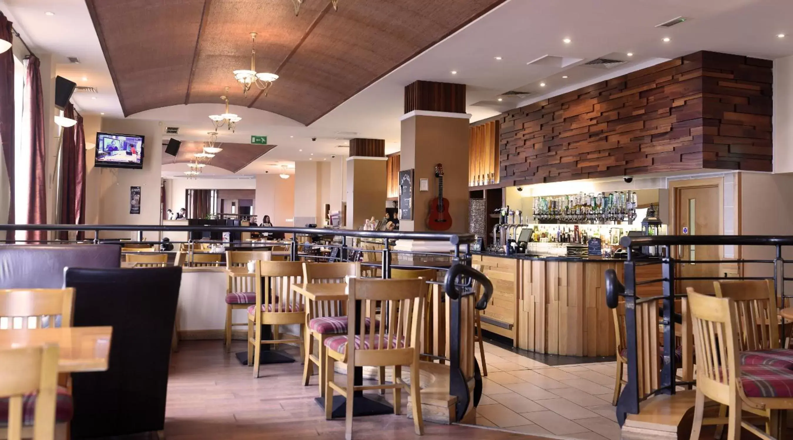 Lounge or bar, Restaurant/Places to Eat in Portrush Atlantic Hotel