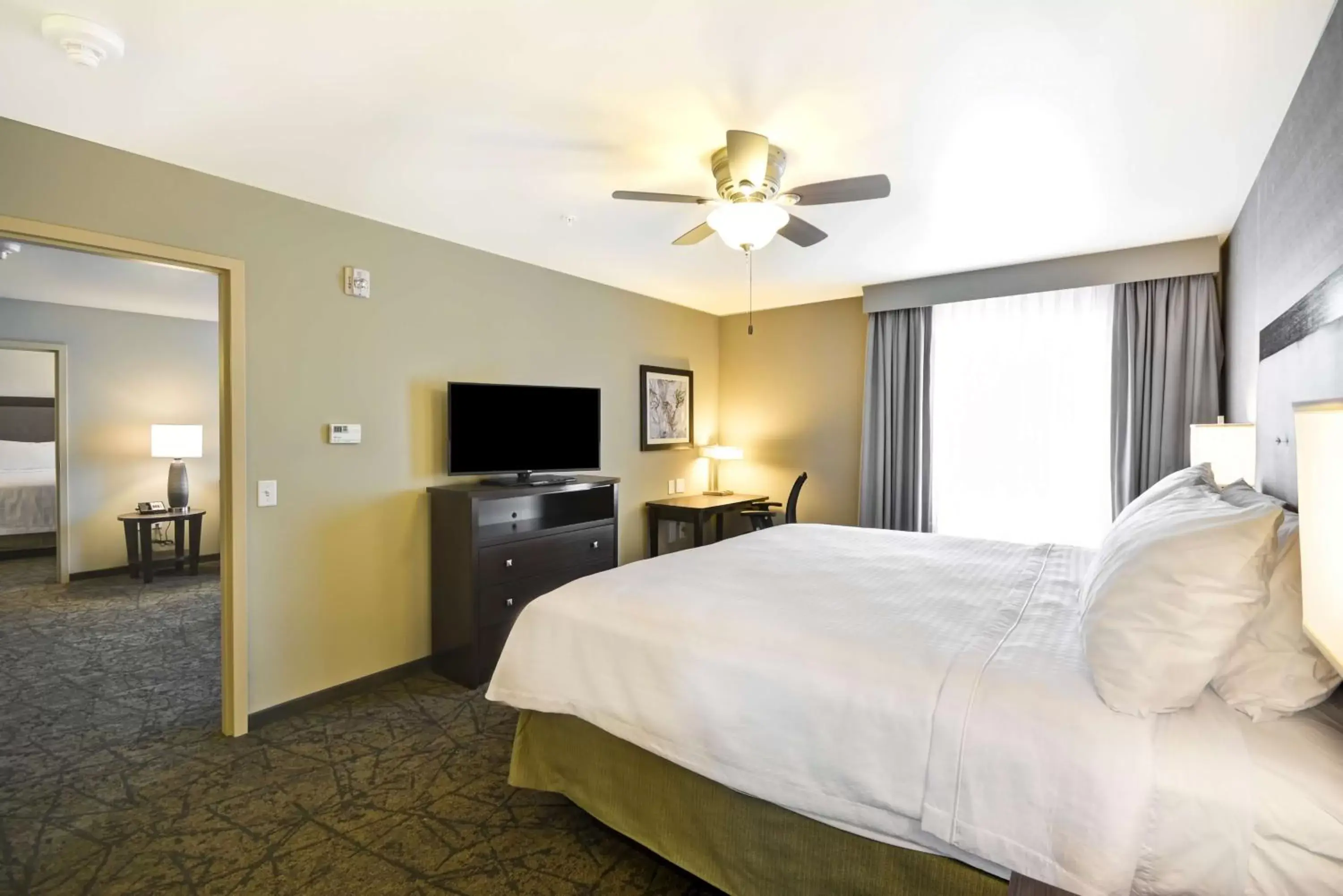 Bedroom, Bed in Homewood Suites By Hilton Phoenix Tempe Asu Area