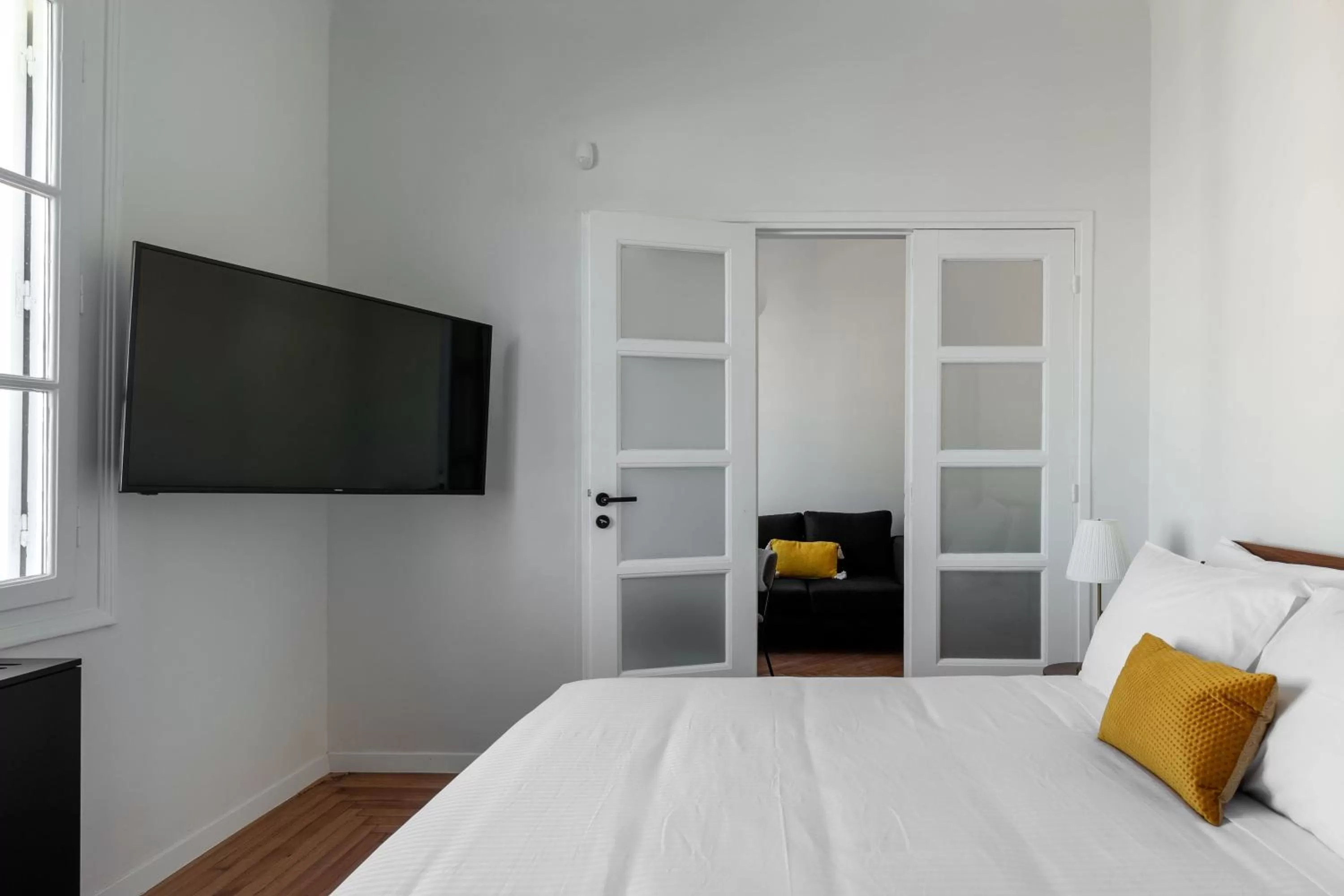 Bedroom, Bed in ZOIA The Met by UPSTREET