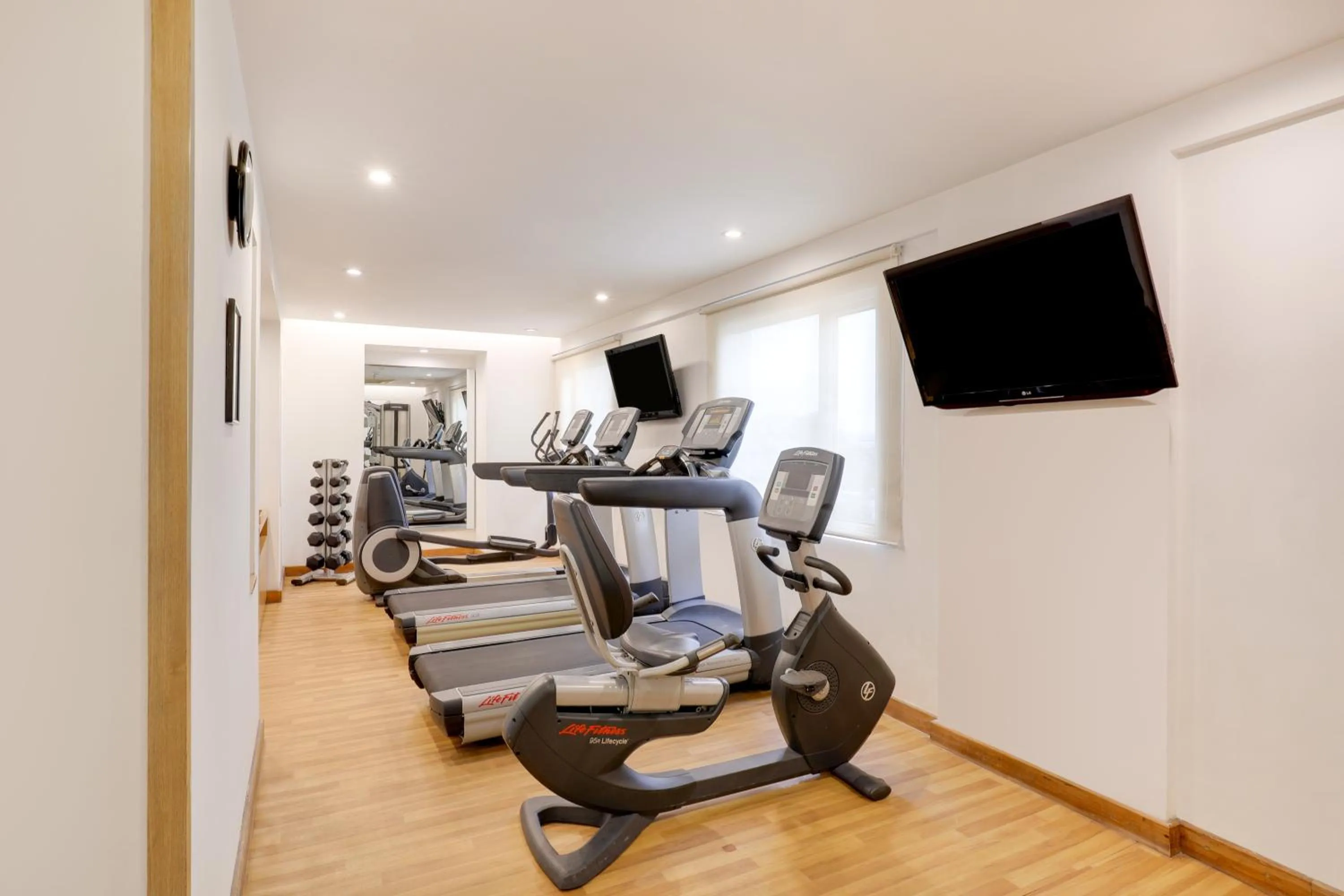 Fitness centre/facilities in Lemon Tree Hotel Chandigarh