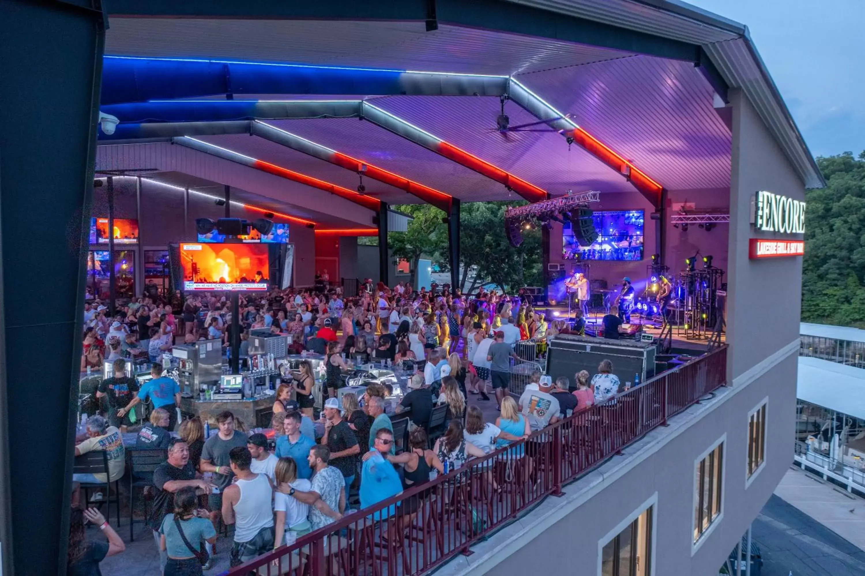 Lounge or bar in The Resort at Lake of the Ozarks Lounge or bar in The Resort at Lake of the Ozarks