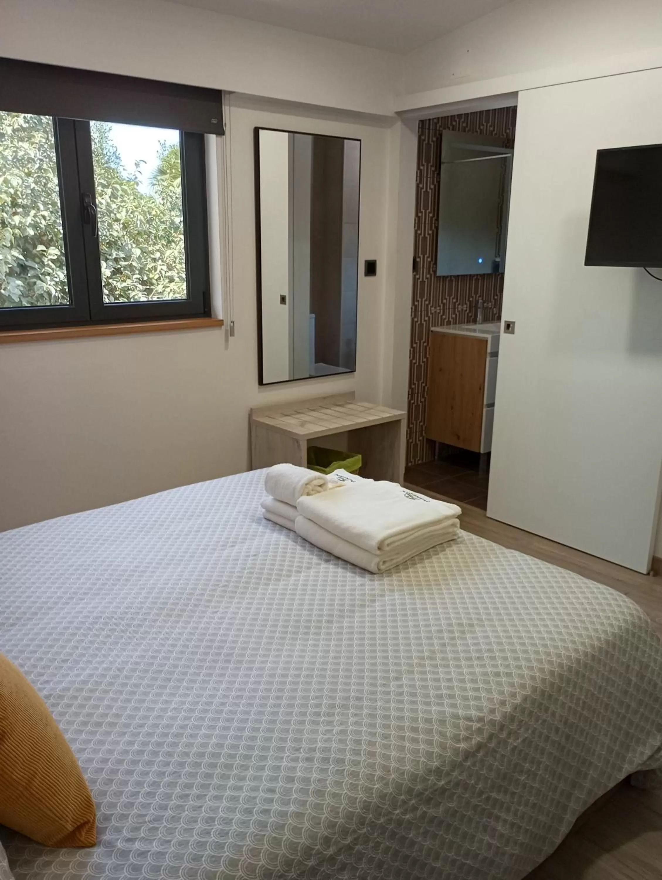 Bed in Pinhal Litoral