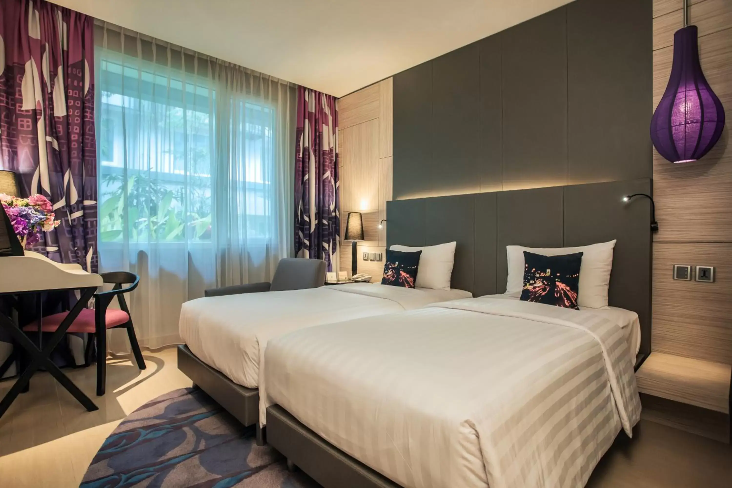 Bed in Mercure Jakarta Sabang