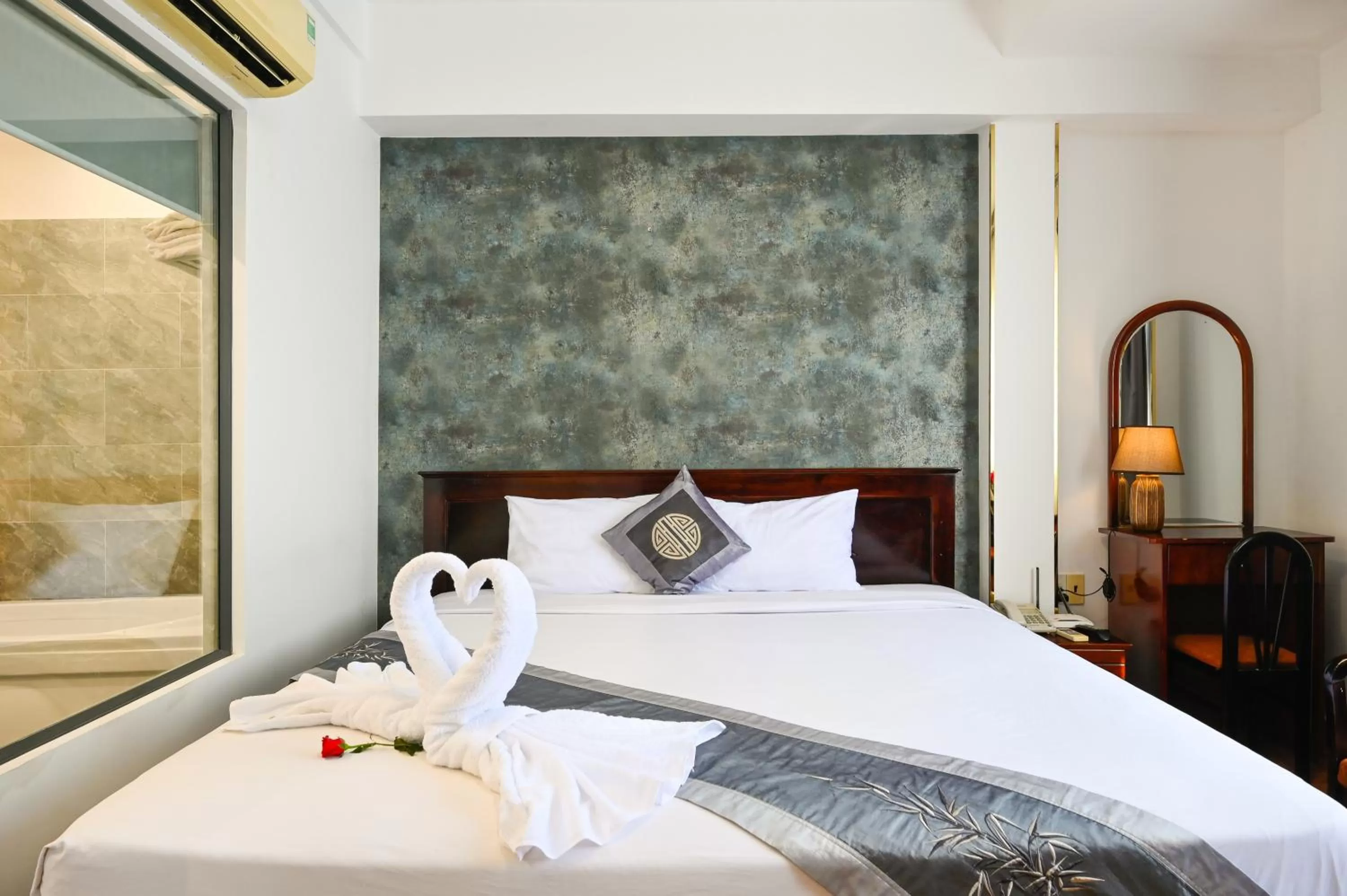 Bed in TN Central Hotel