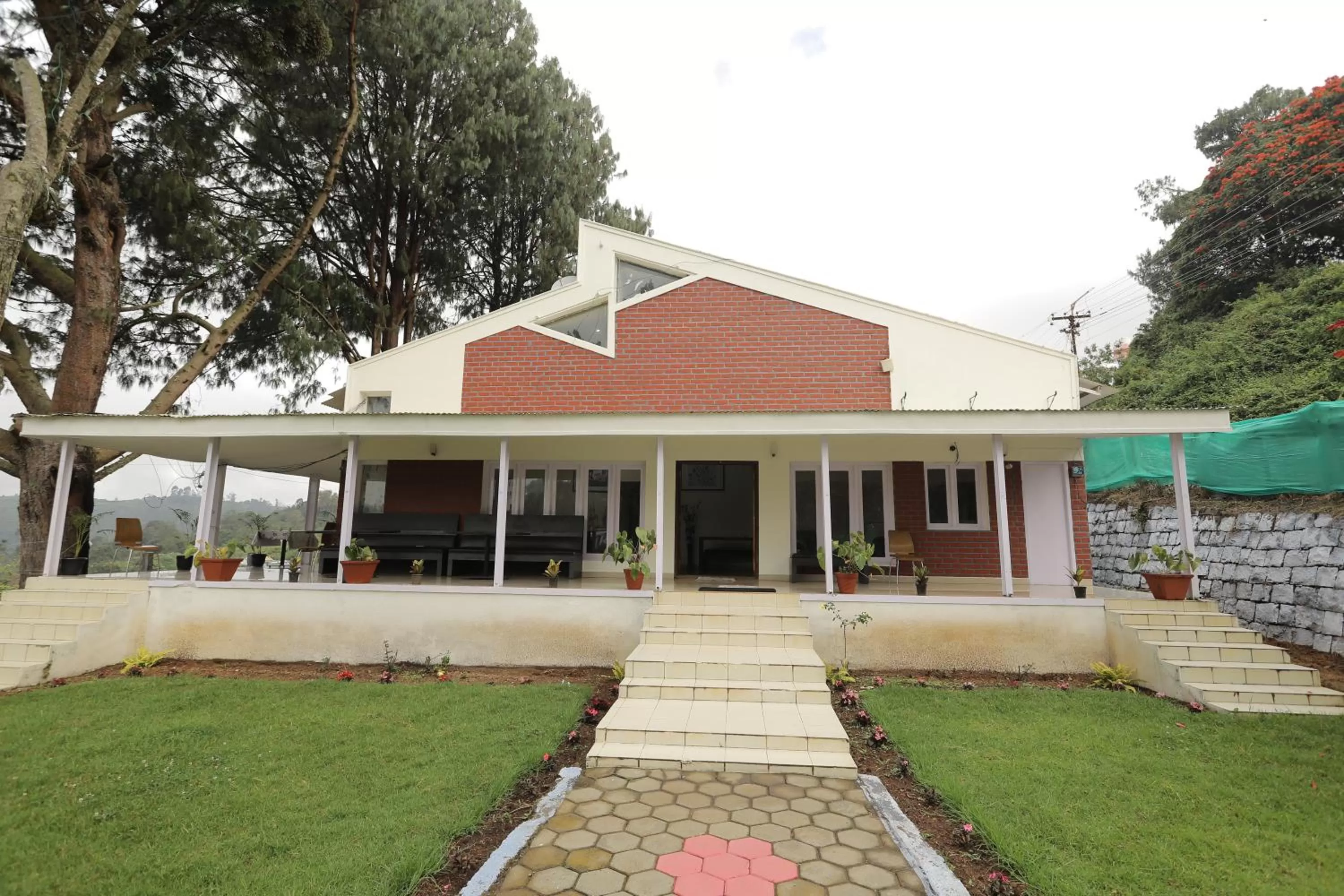 Property Building in Nilgiris Inn By Lexstays Kotagiri, Ooty