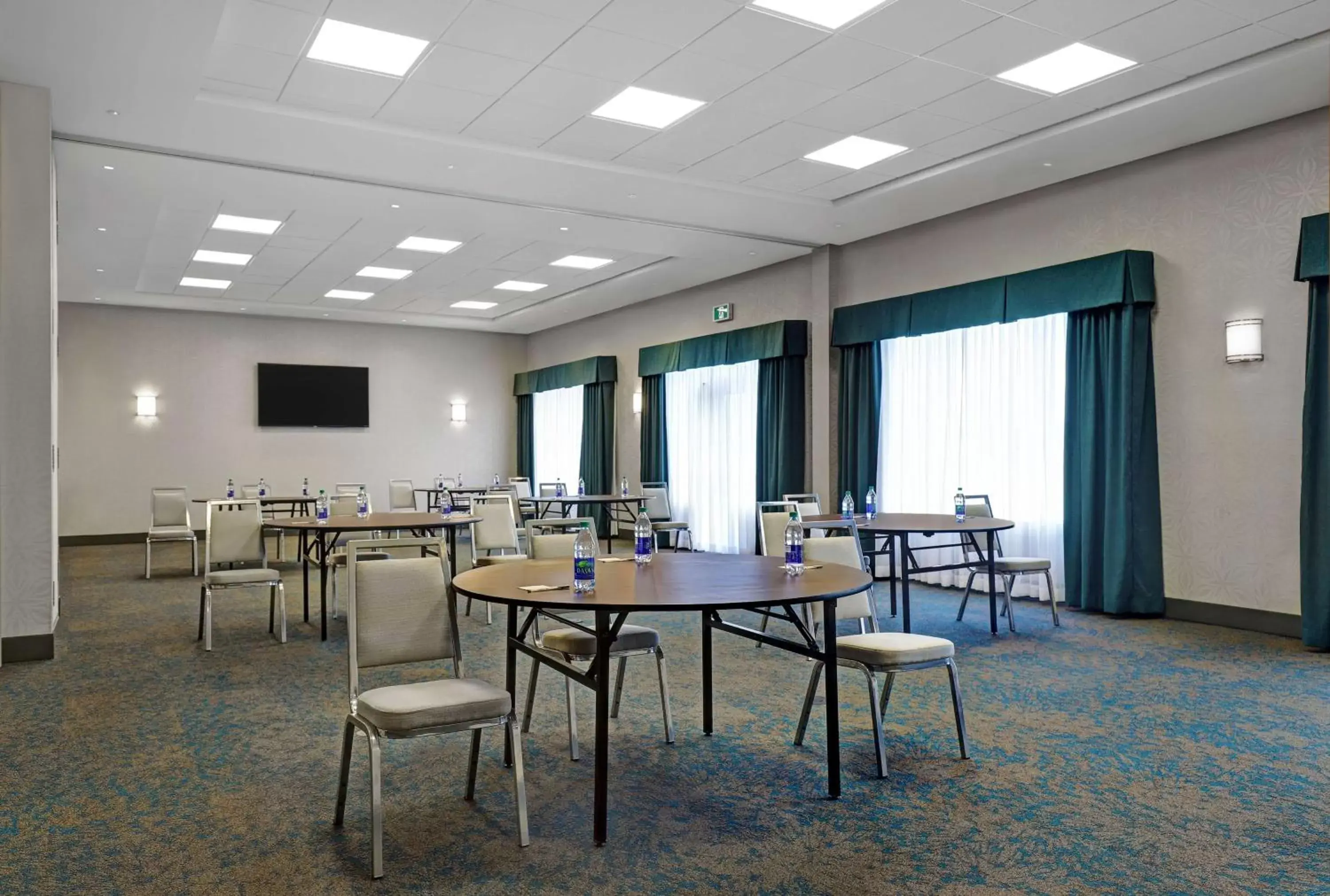 Meeting/conference room in Hampton Inn & Suites Belleville