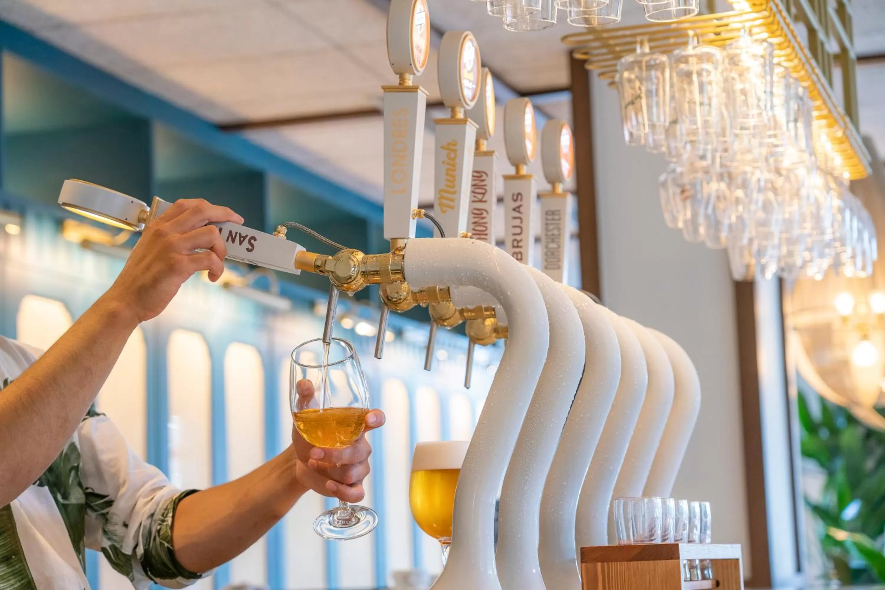 Lounge or bar in Puente Colgante Boutique Hotel