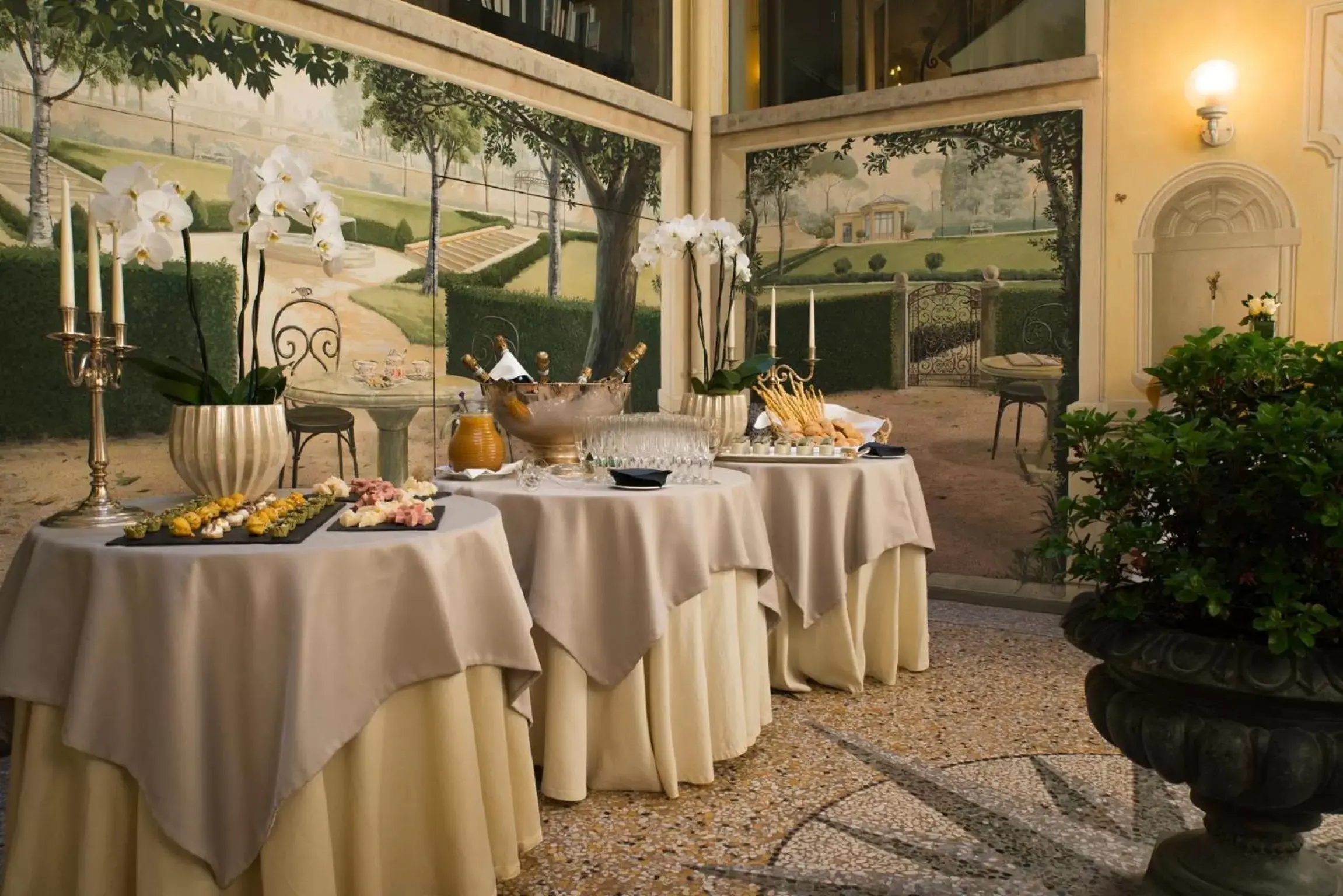 Food, Banquet Facilities in Grand Hotel Majestic gia' Baglioni