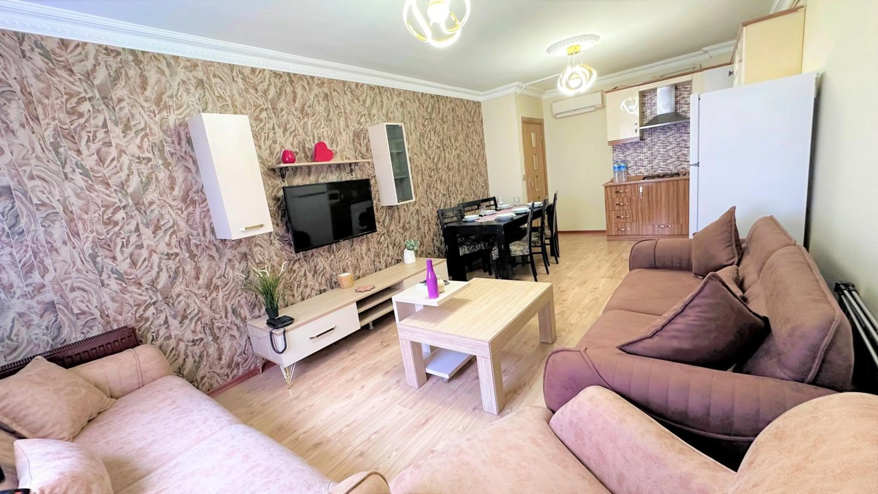 TV and multimedia in Overland Residence