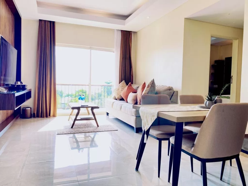 TV and multimedia in Sylvia Hotel & Resort Komodo