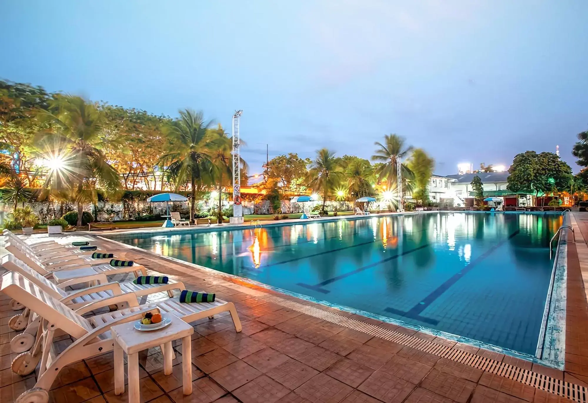 Swimming Pool in Surabaya Suites Hotel Powered by Archipelago