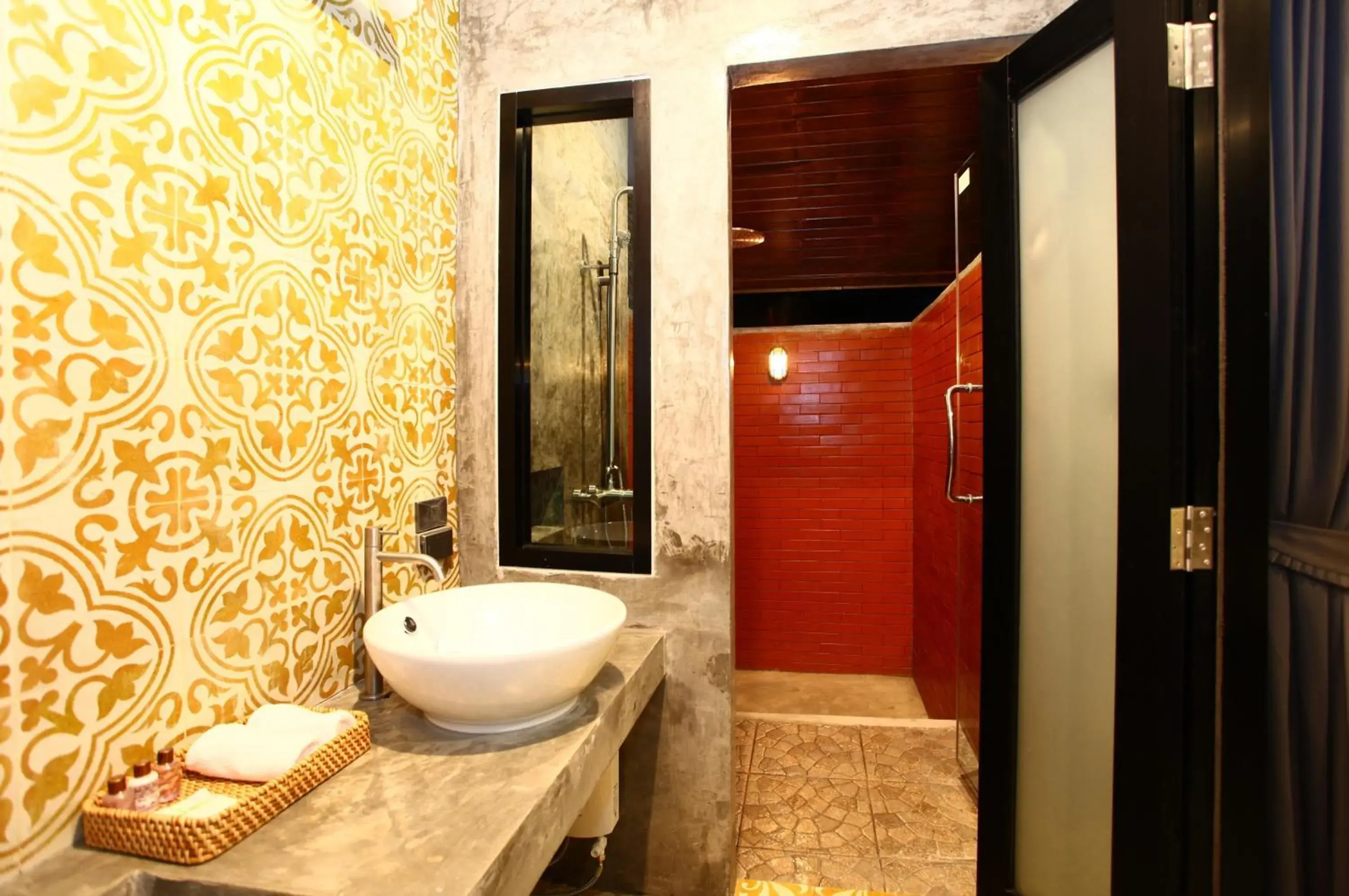 Bathroom in Mook Lamai Resort and Spa