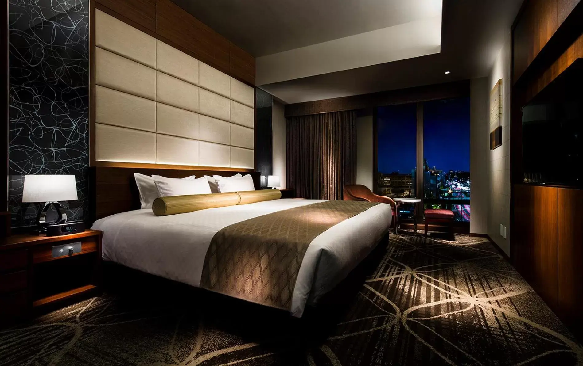 Photo of the whole room, Bed in RIHGA Royal Hotel Kyoto Photo of the whole room, Bed in RIHGA Royal Hotel Kyoto