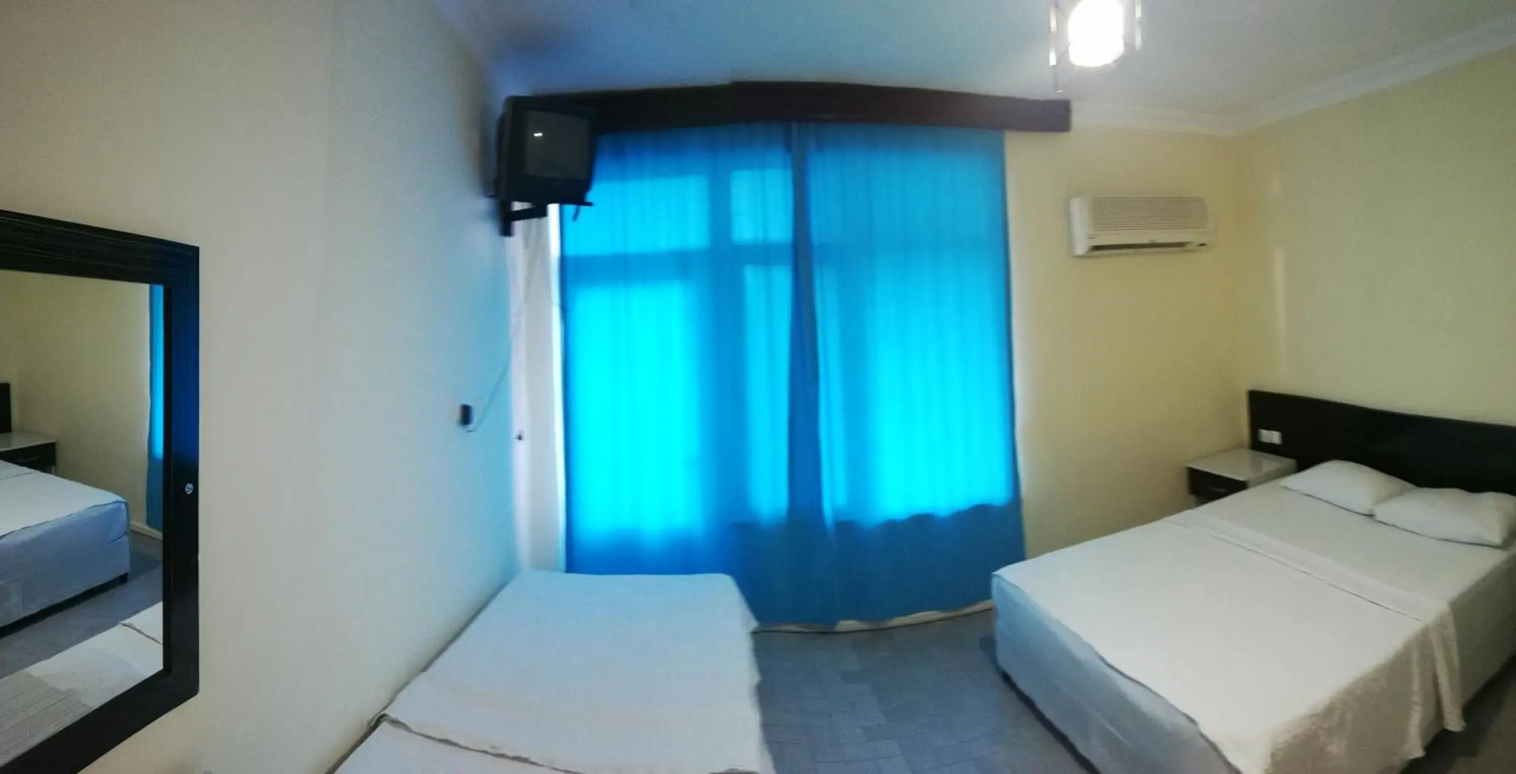 Photo of the whole room, Bed in Delphin Apart Hotel