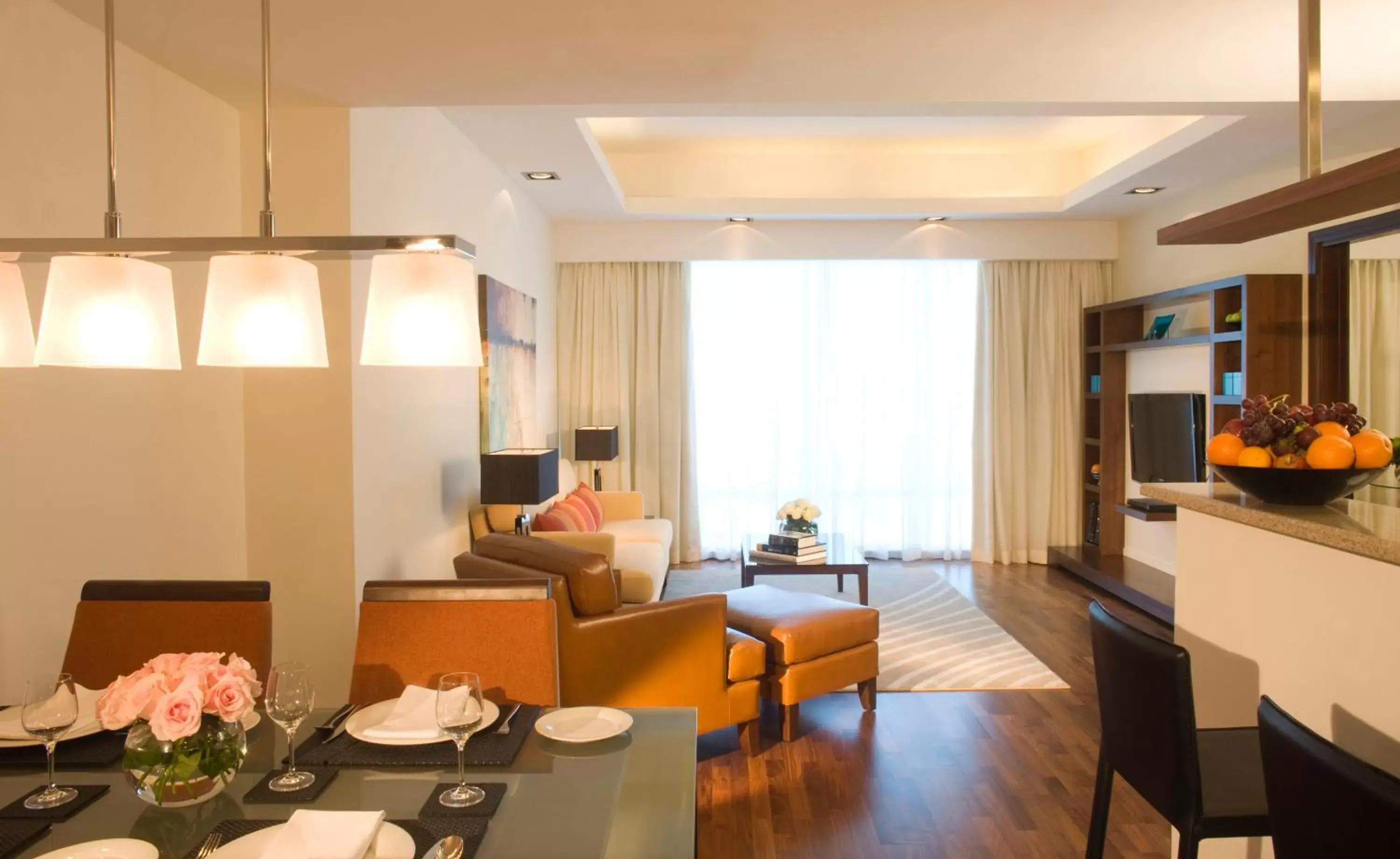 Living room in La Suite Dubai Hotel & Apartments