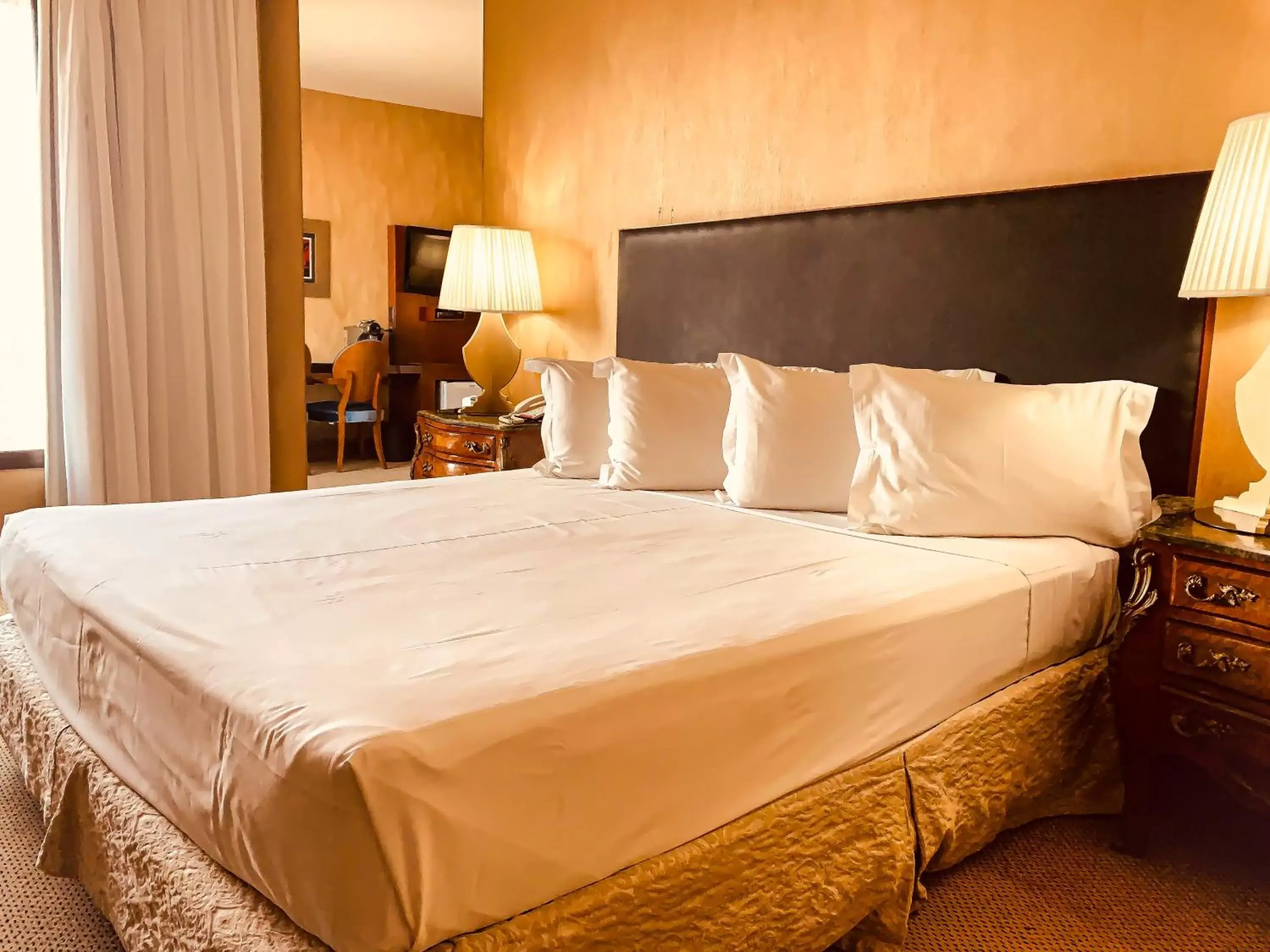 Executive Suite in Ouro Minas Hotel Belo Horizonte, Dolce by Wyndham