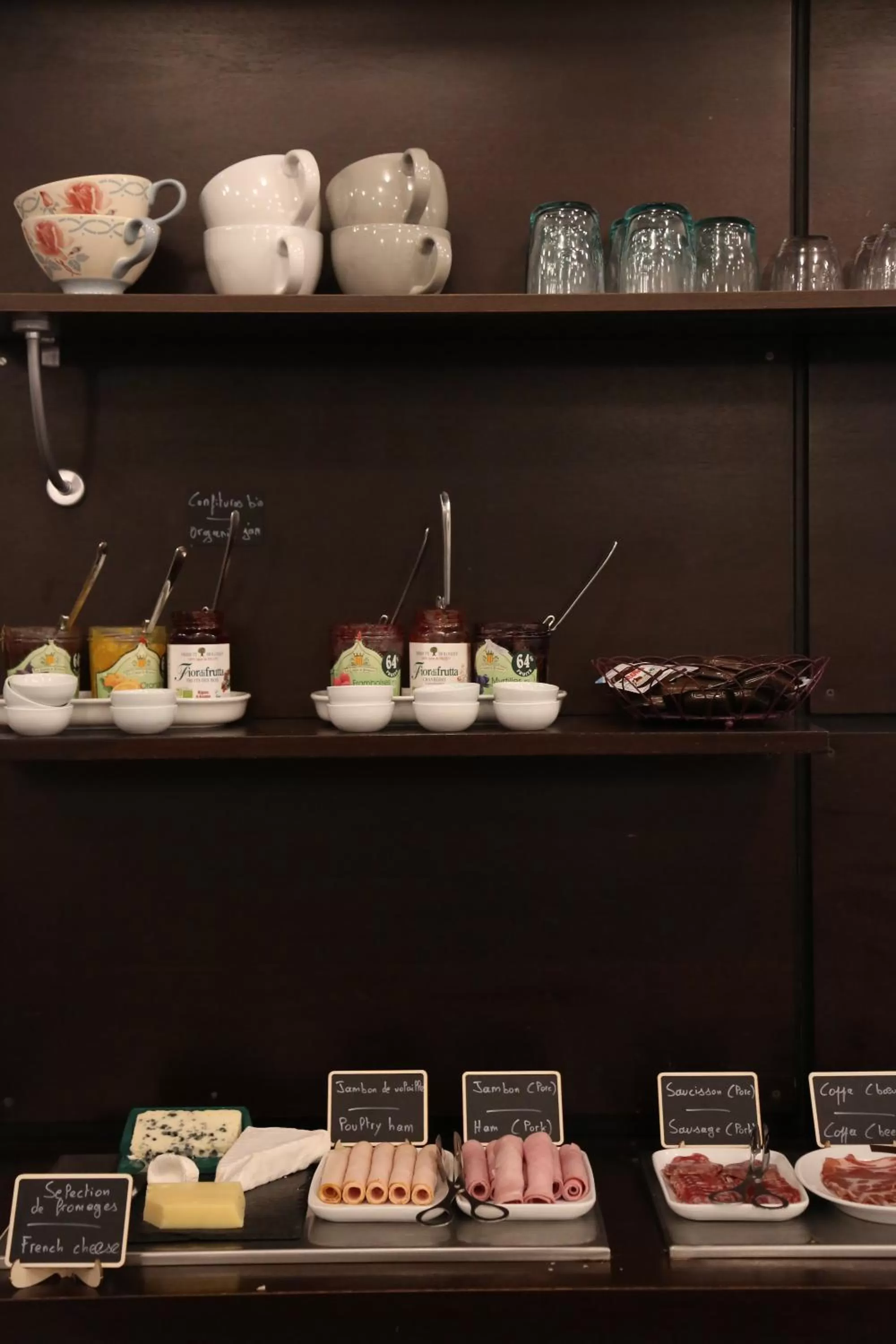 Buffet breakfast in Stella Etoile