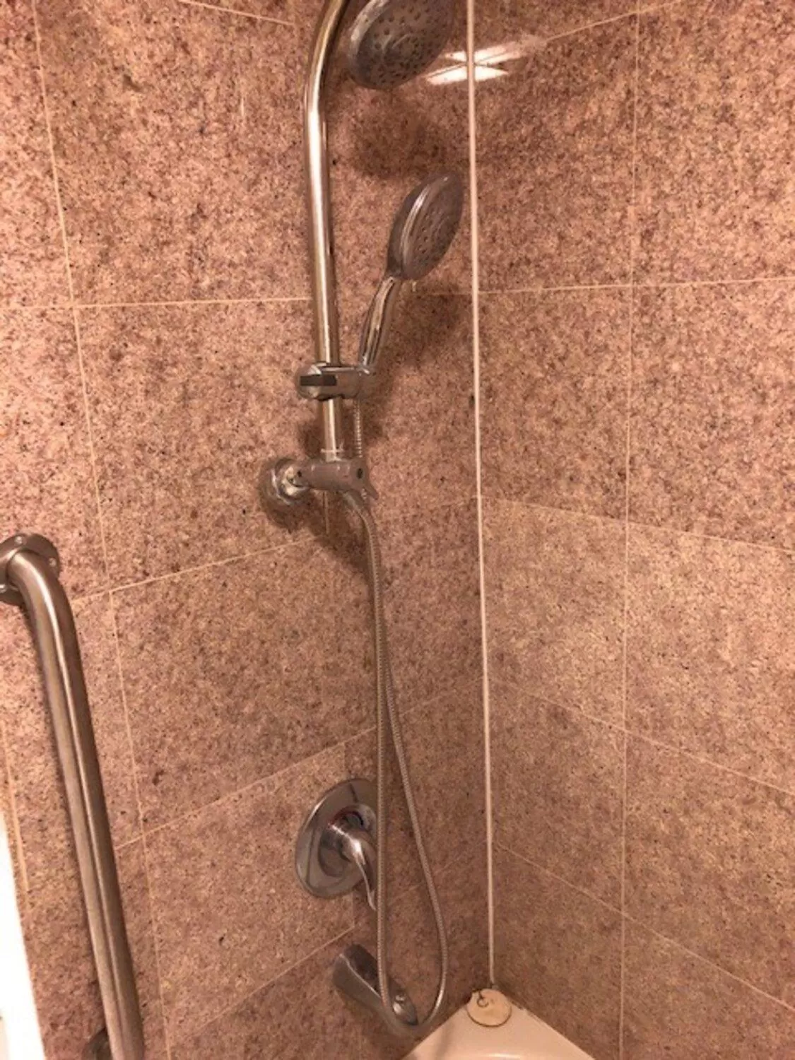 Bathroom in Americas Best Value Inn Pasadena