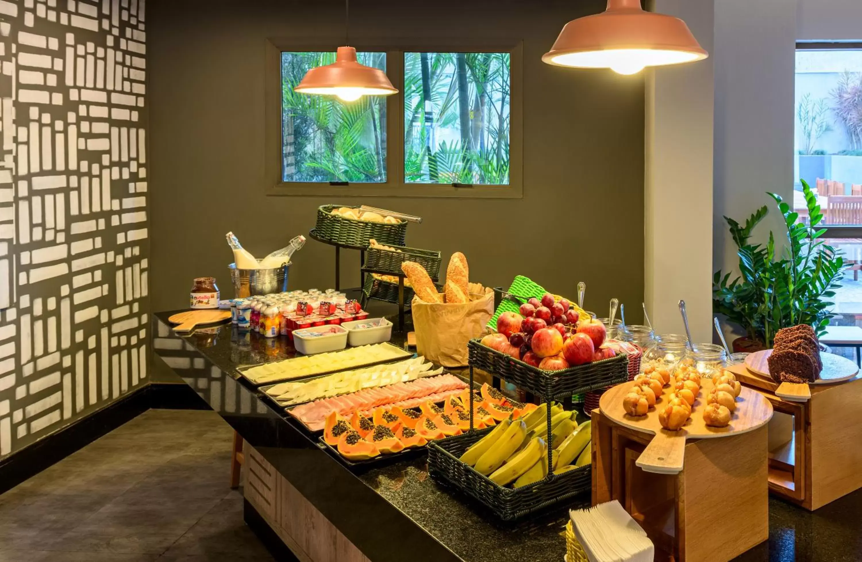 Food and drinks in ibis Styles SP Faria Lima