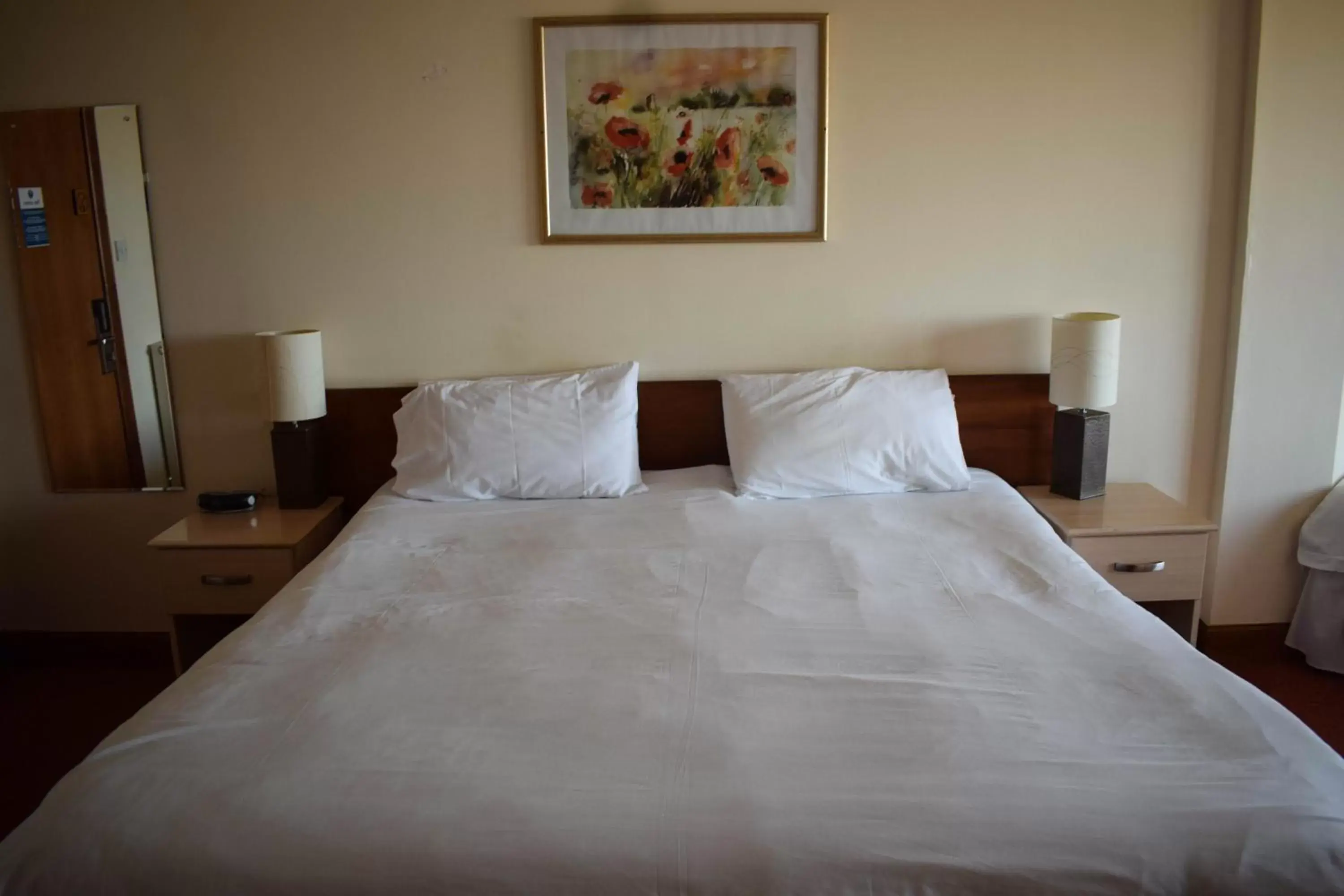 Bed in GOLF View Hotel & Macintosh Restaurant