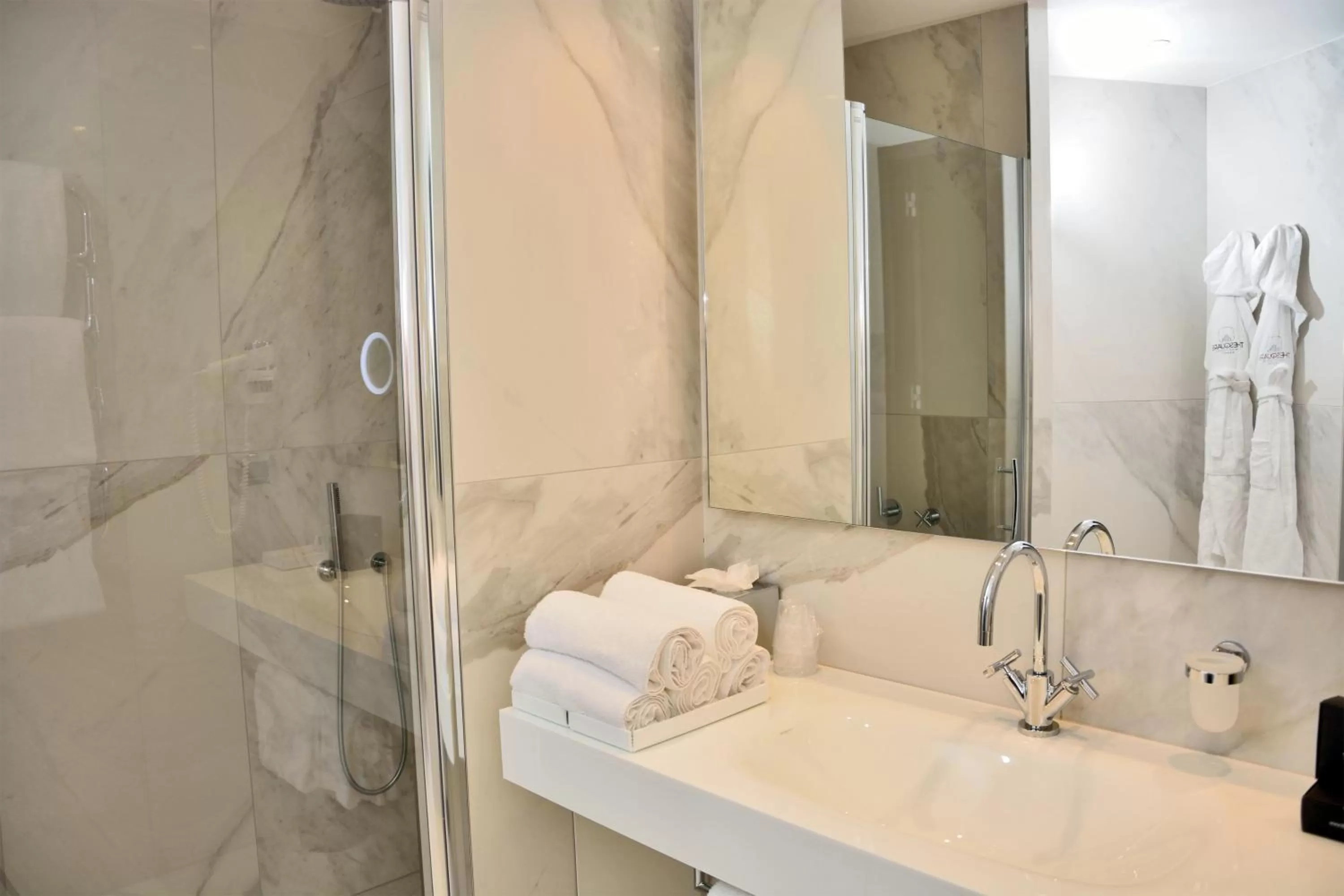 Deluxe Double or Twin Room in The Square Milano Duomo