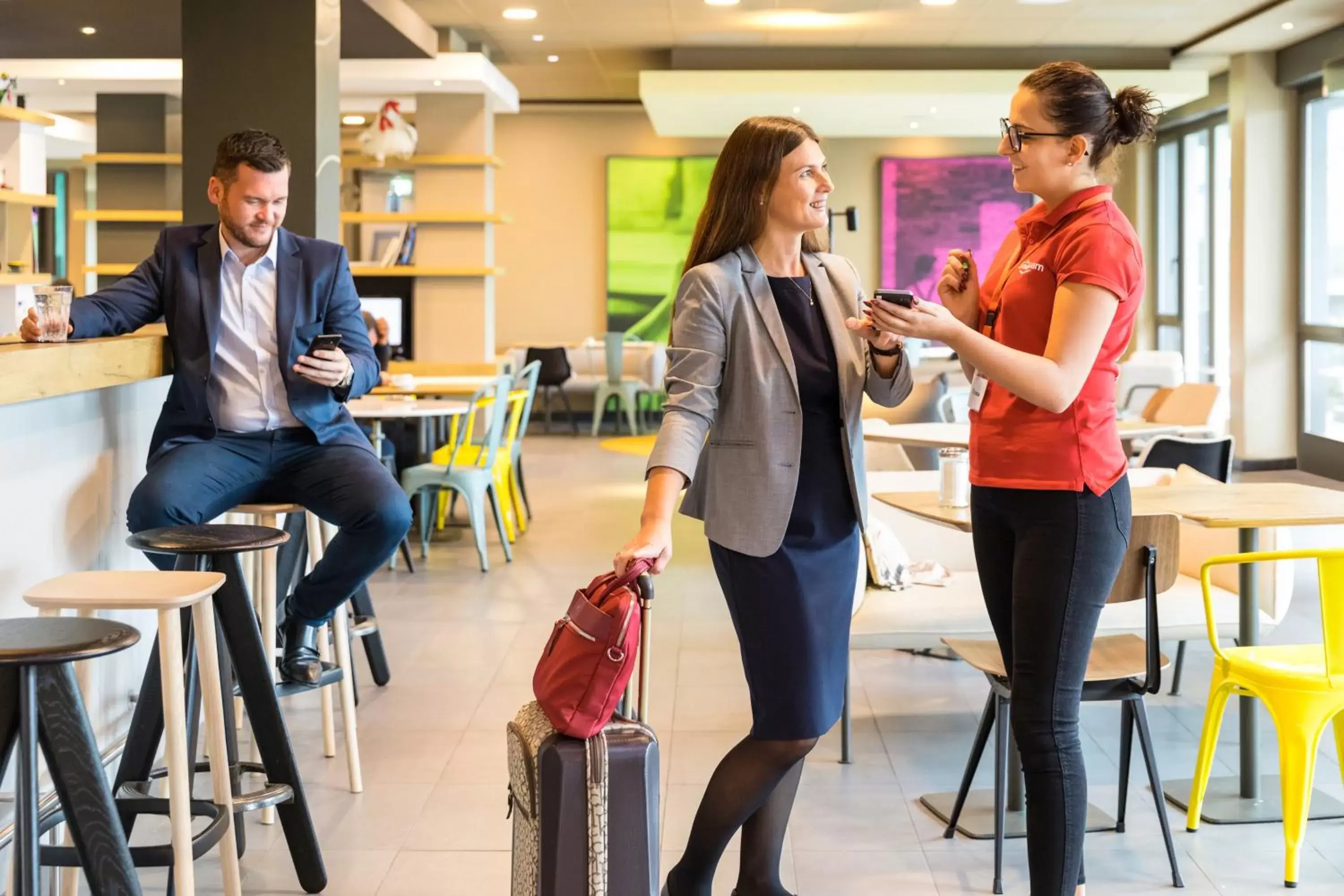 Lobby or reception in ibis Zürich Messe Airport