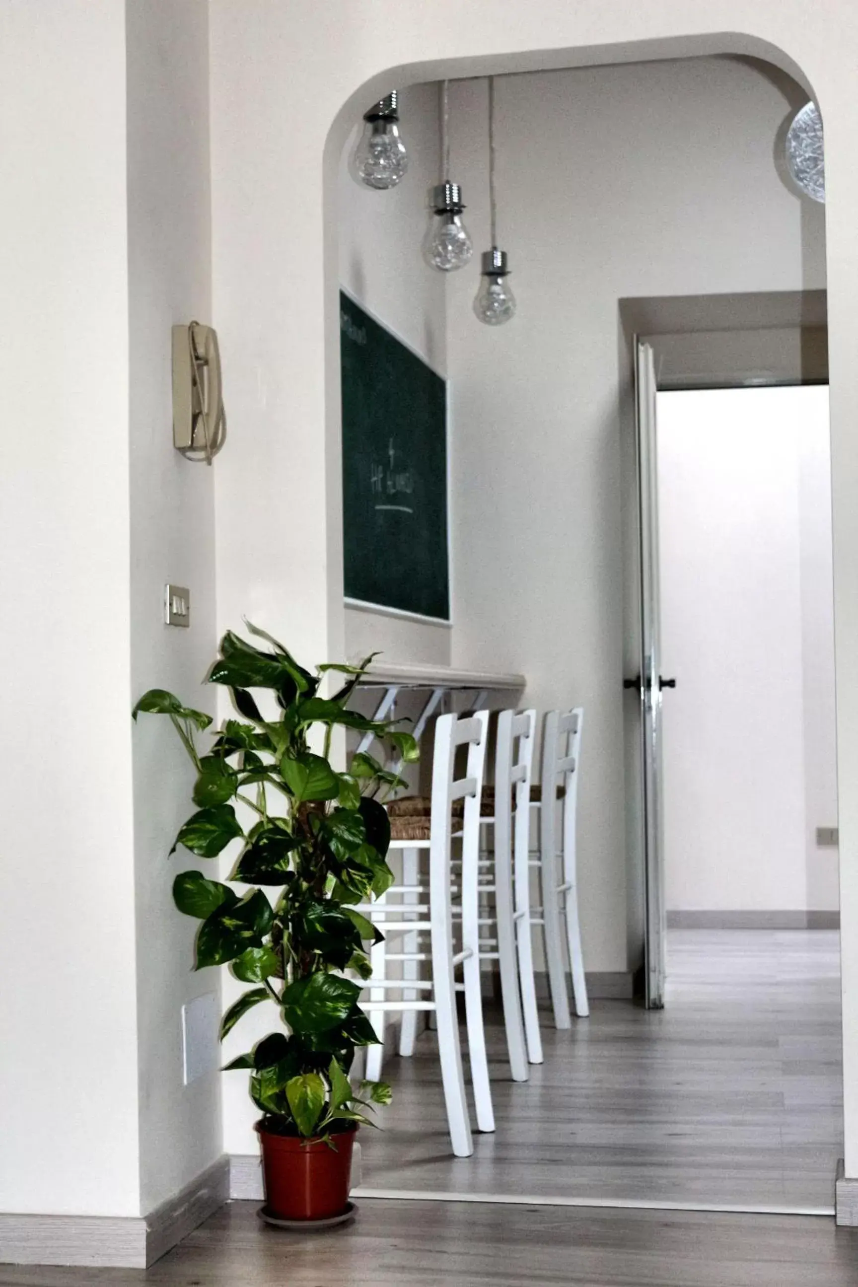 Dining Area in Donna Melina