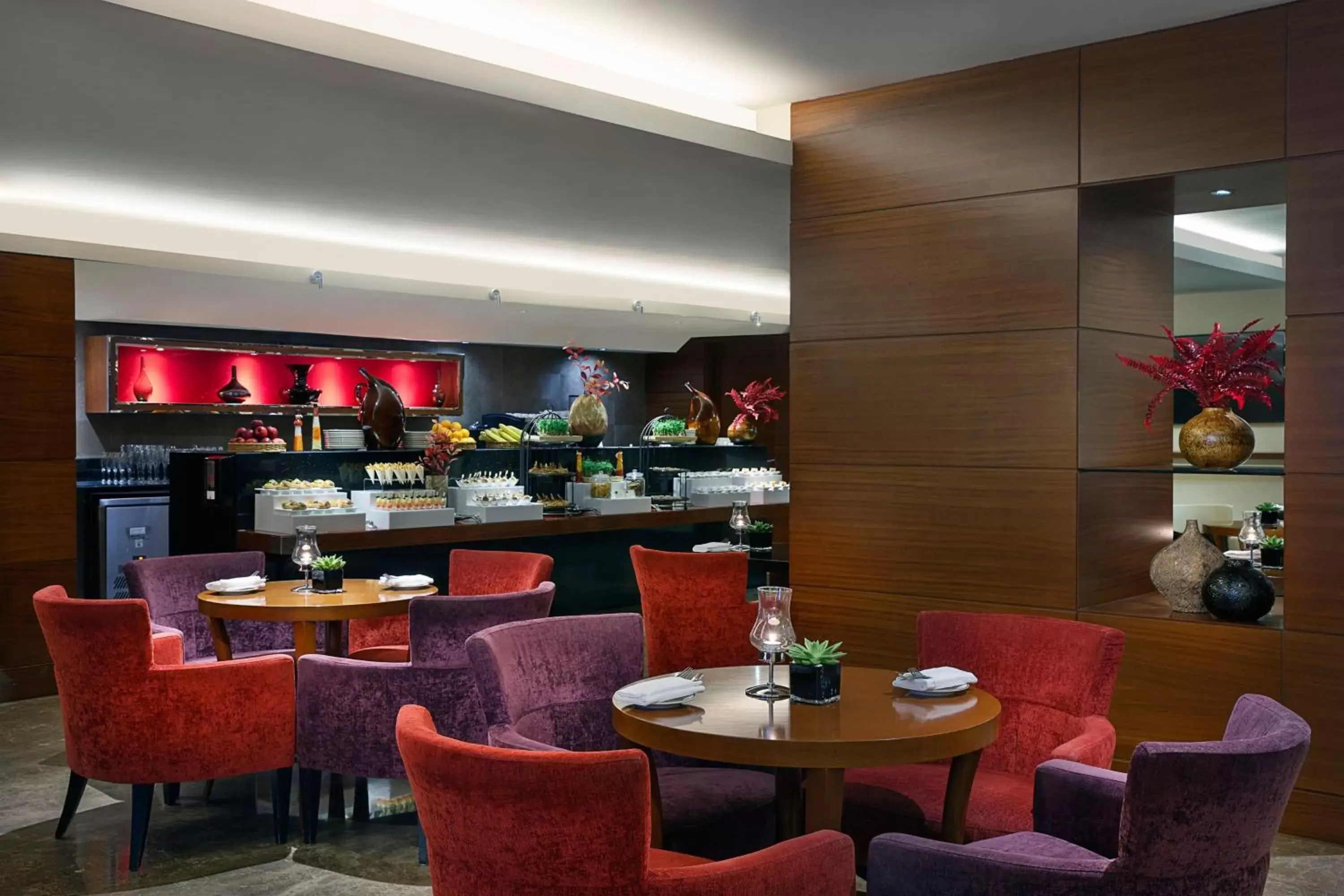 Lounge or bar, Restaurant/Places to Eat in Sheraton Dubai Creek Hotel & Towers