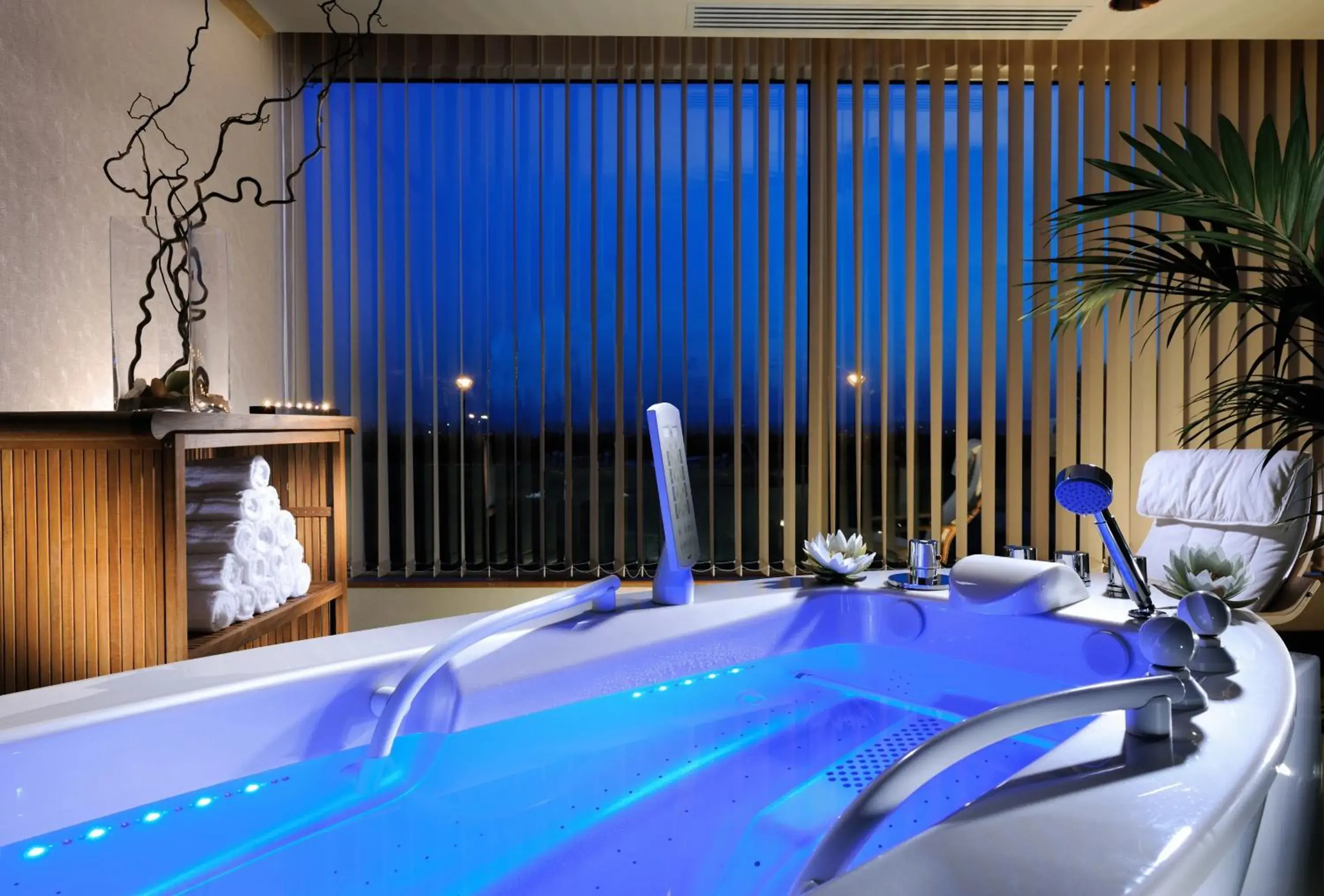 Spa and wellness centre/facilities, Swimming Pool in Delta Hotels by Marriott Giardini Naxos