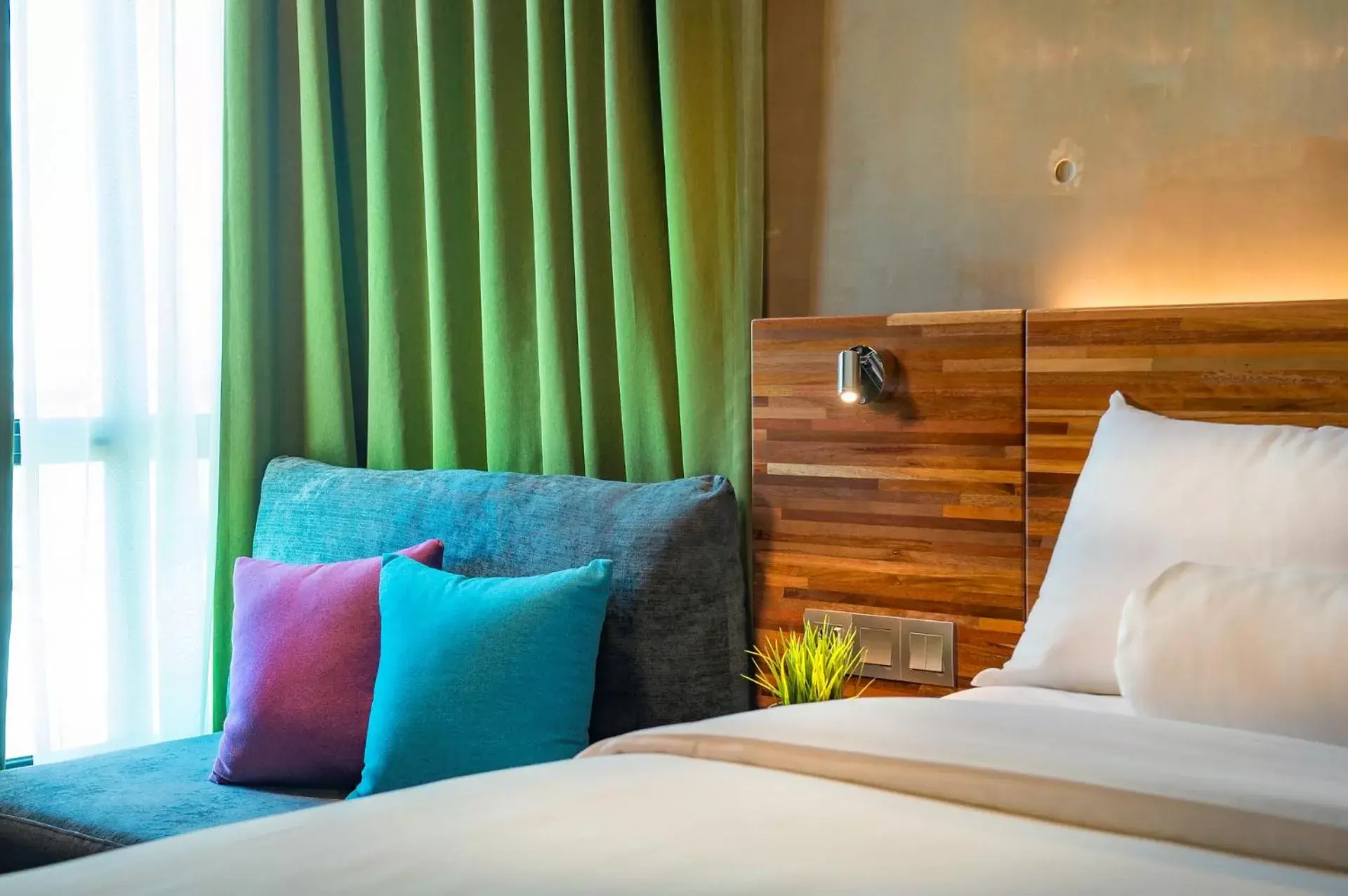 Bedroom, Bed in ibis Styles Kota Kinabalu Inanam