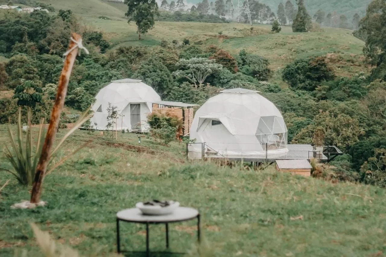 Garden in Ecohotel Monte Tierra Habitaciones y Glamping