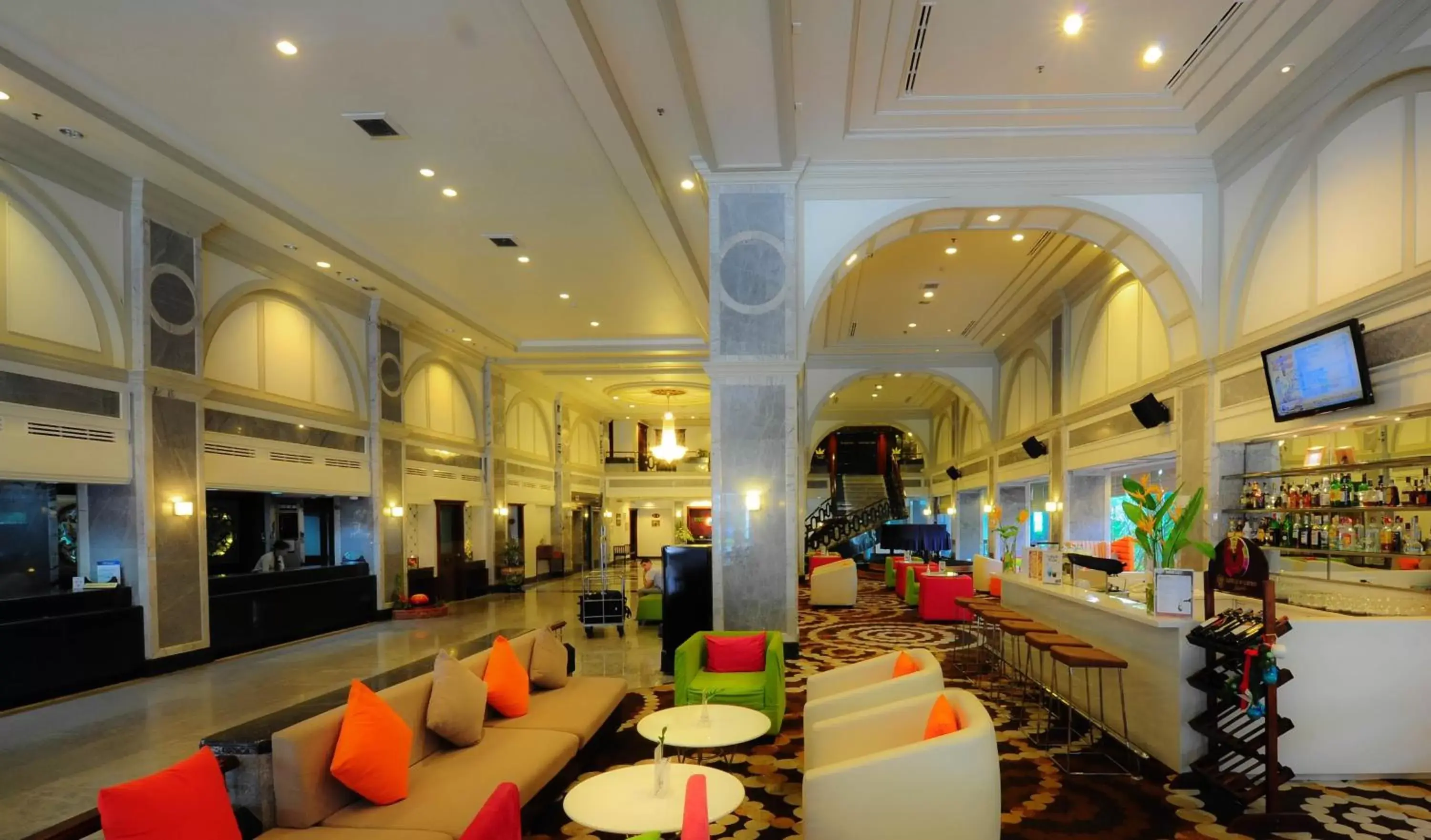 Lobby or reception, Restaurant/Places to Eat in Patong Resort Hotel - SHA Extra Plus