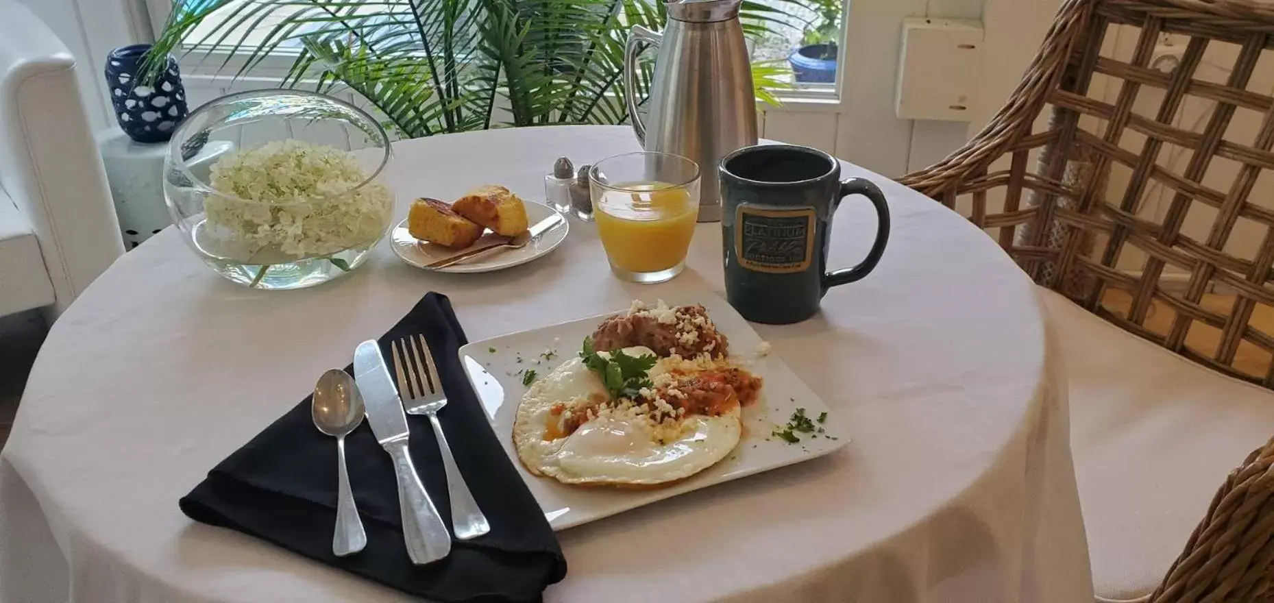 Breakfast in The Platinum Pebble Boutique Inn - Adults Only Property